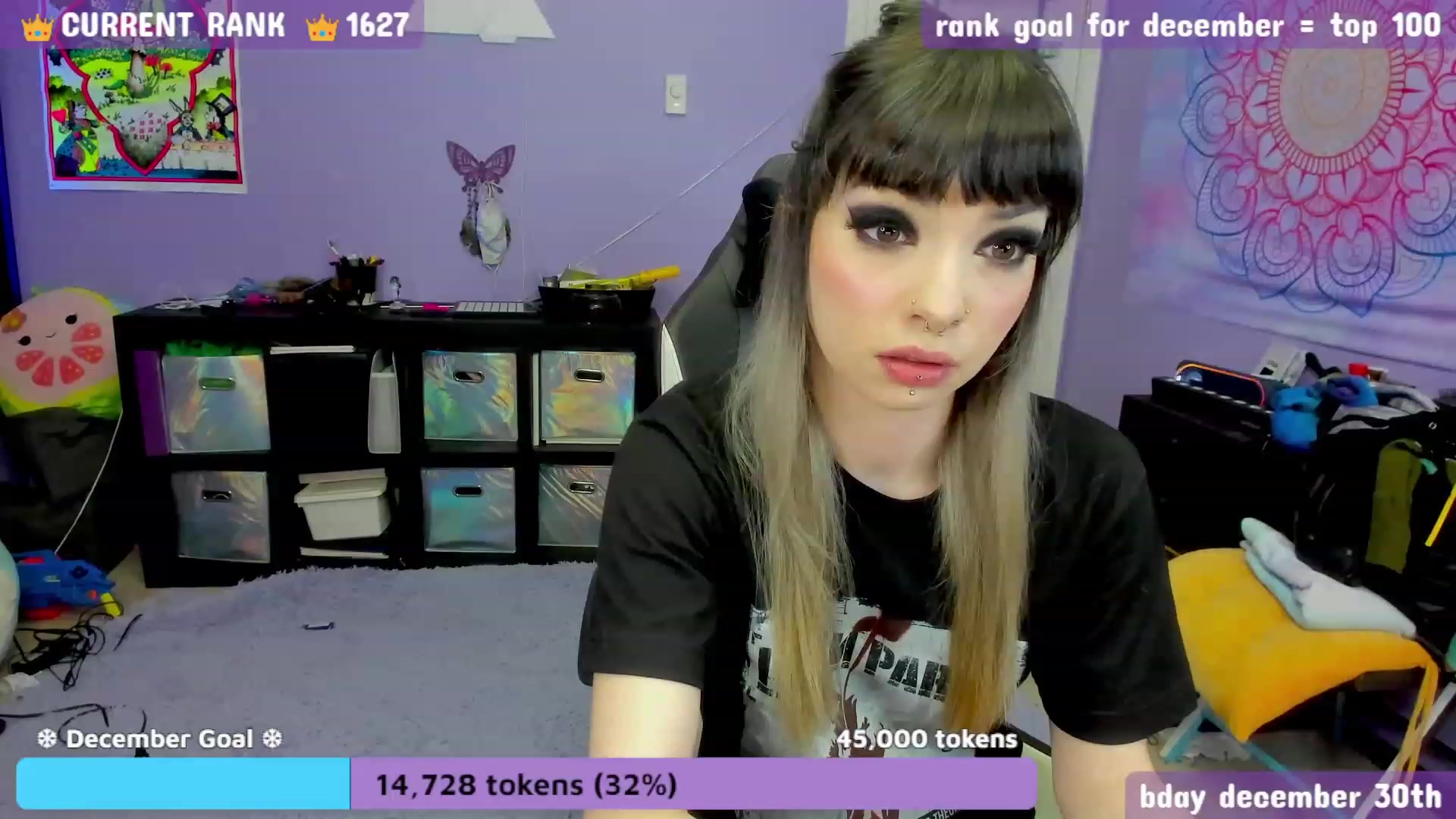 Gallery image thumbnail from JaylaBliss's myfreecams stream on, 12/19/2022, 13:13 image 16 of 20