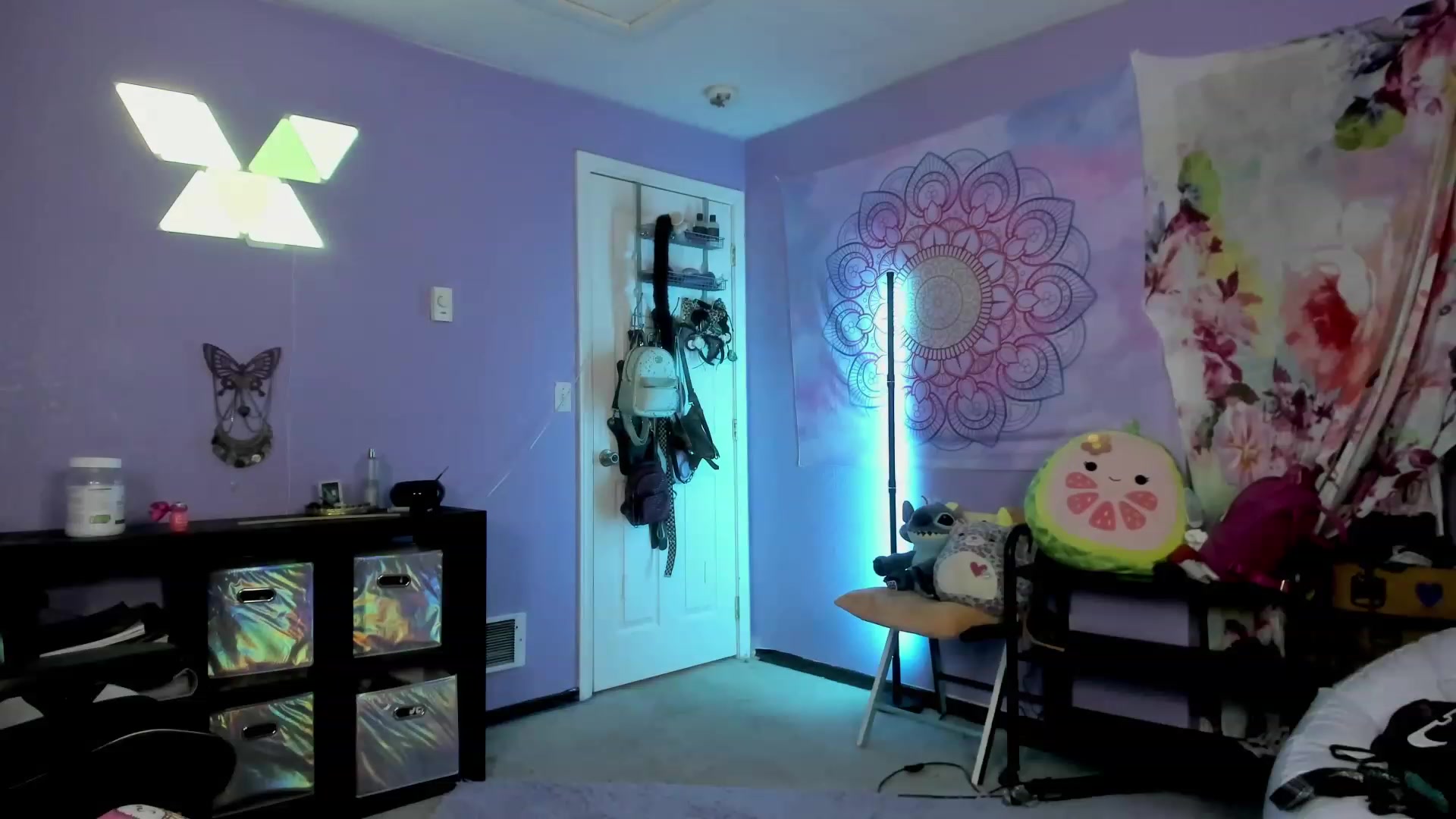 Gallery image thumbnail from JaylaBliss's myfreecams stream on, 01/04/2023, 04:21 image 14 of 20