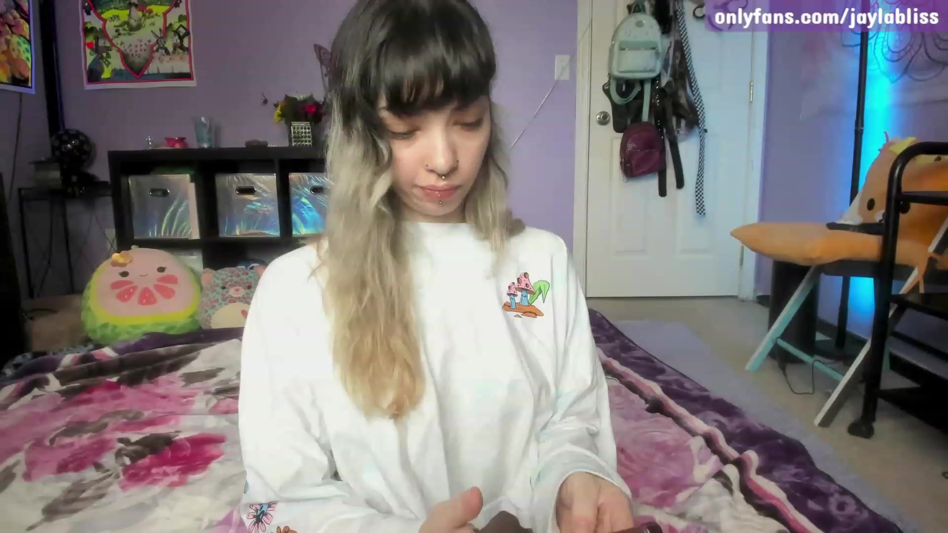 Gallery image thumbnail from JaylaBliss's myfreecams stream on, 01/26/2023, 18:40 image 9 of 20