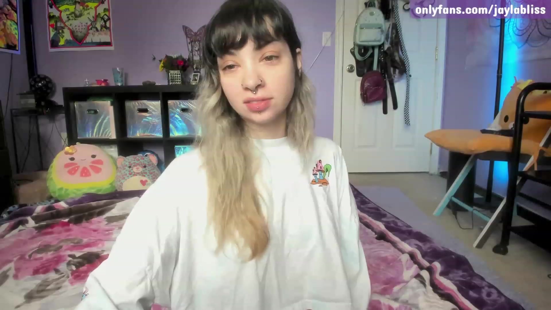 Gallery image thumbnail from JaylaBliss's myfreecams stream on, 01/26/2023, 18:40 image 10 of 20
