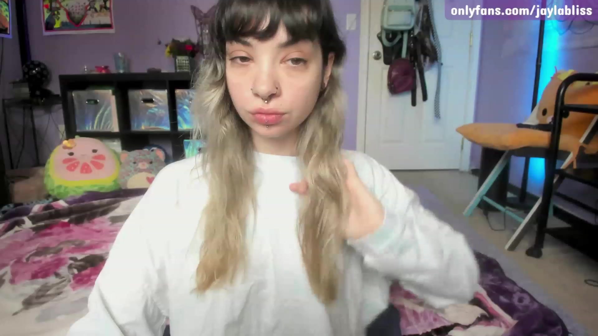 Gallery image thumbnail from JaylaBliss's myfreecams stream on, 01/26/2023, 18:40 image 17 of 20