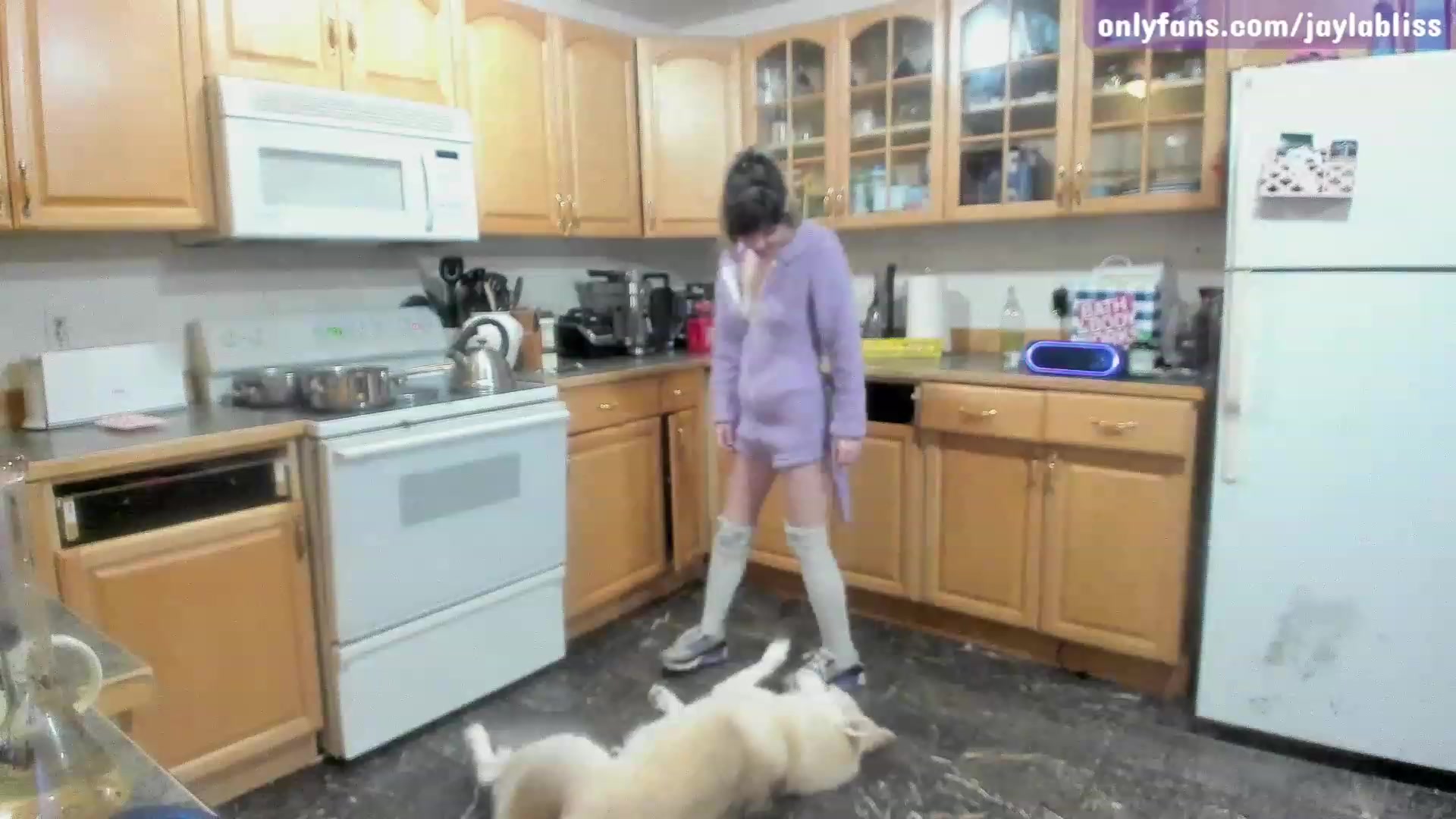Gallery image thumbnail from JaylaBliss's myfreecams stream on, 01/29/2023, 03:31 image 13 of 20