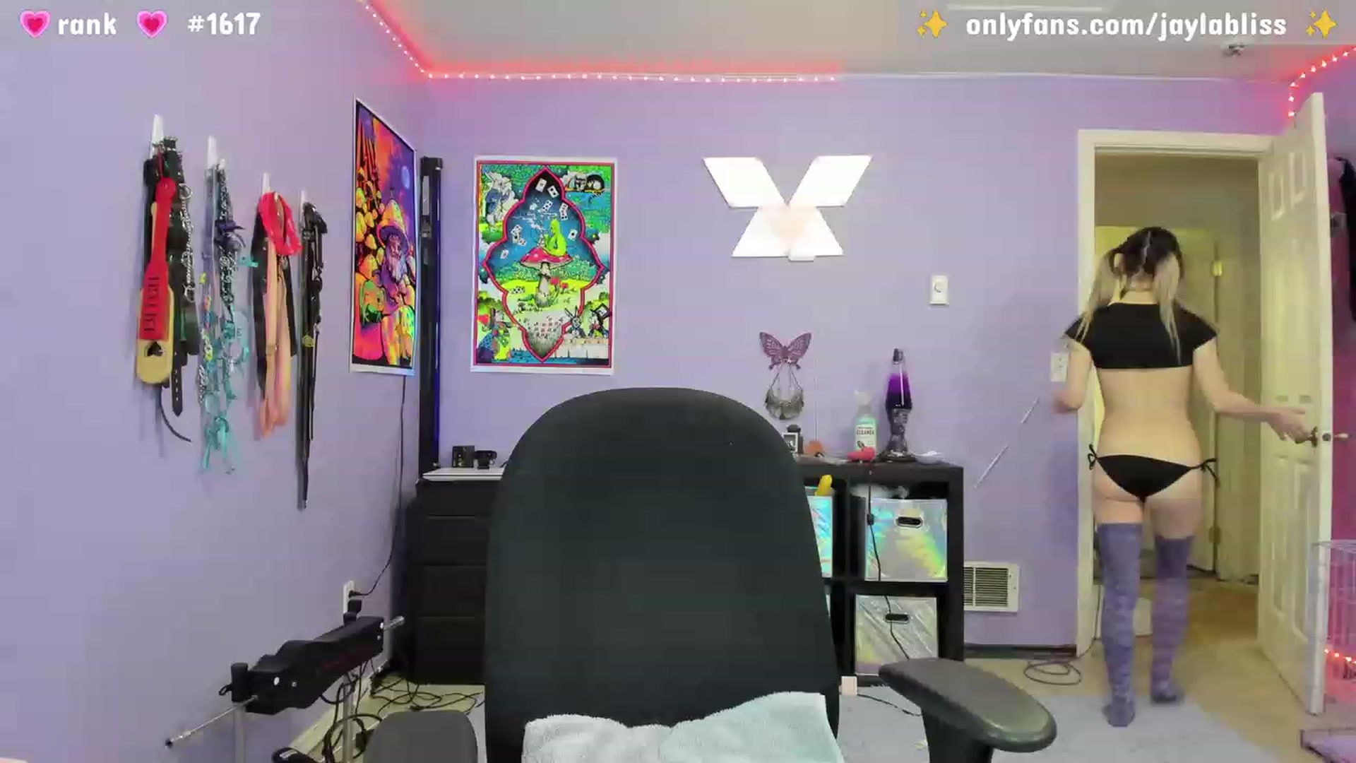 Gallery image thumbnail from JaylaBliss's myfreecams stream on, 02/27/2023, 10:46 image 3 of 20