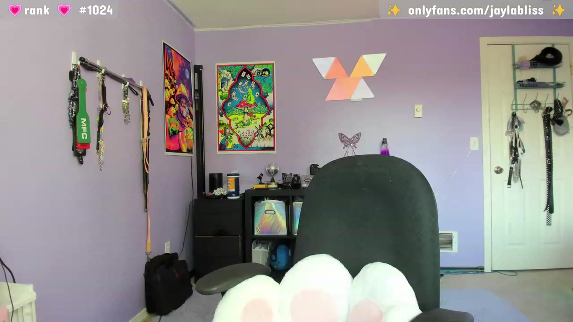 Gallery image thumbnail from JaylaBliss's myfreecams stream on, 03/19/2023, 24:48 image 9 of 20