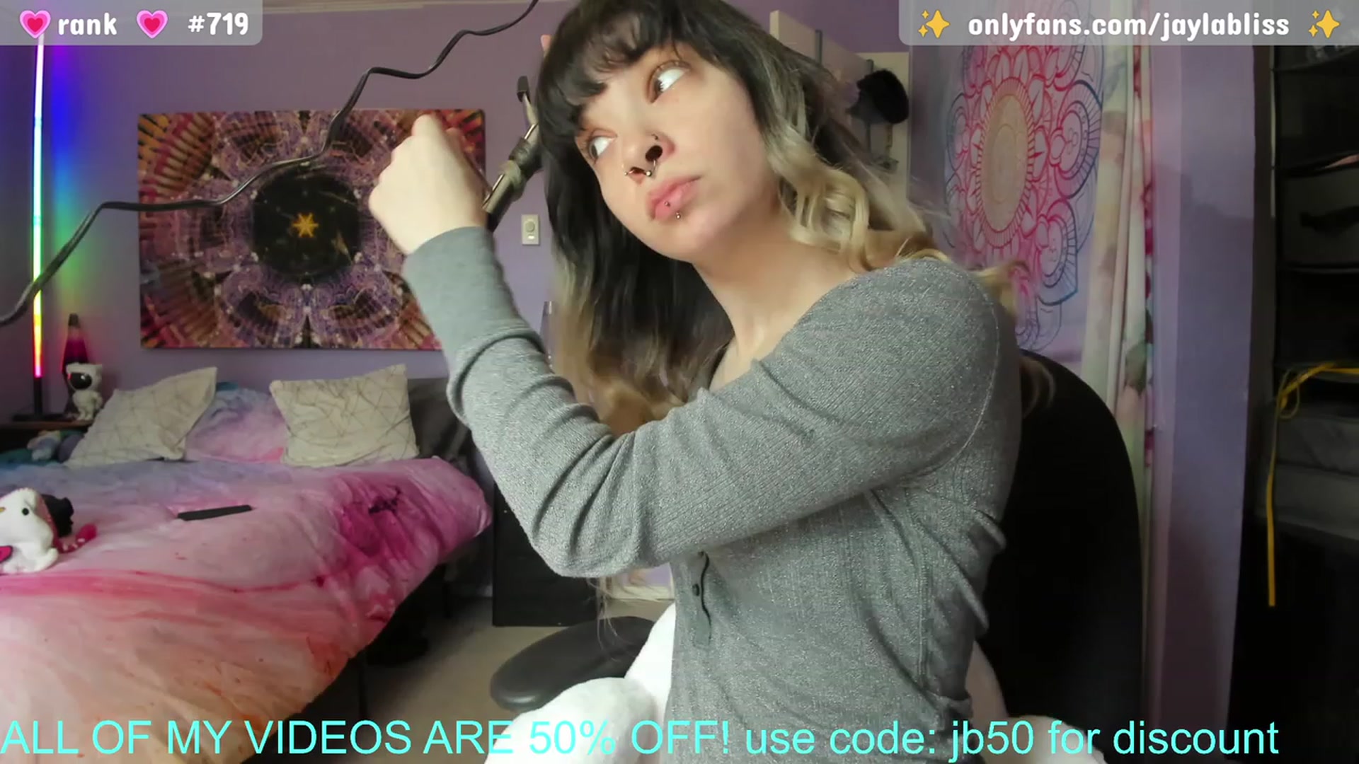 Gallery image thumbnail from JaylaBliss's myfreecams stream on, 04/03/2023, 22:53 image 3 of 20
