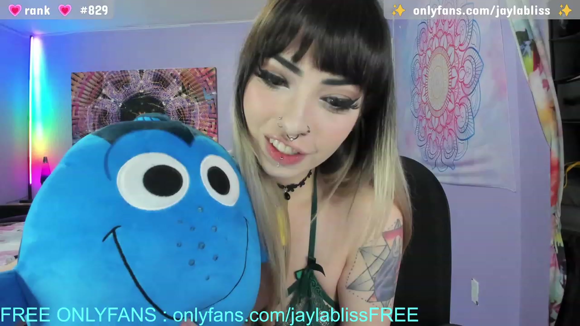 Gallery image thumbnail from JaylaBliss's myfreecams stream on, 04/15/2023, 08:00 image 6 of 20