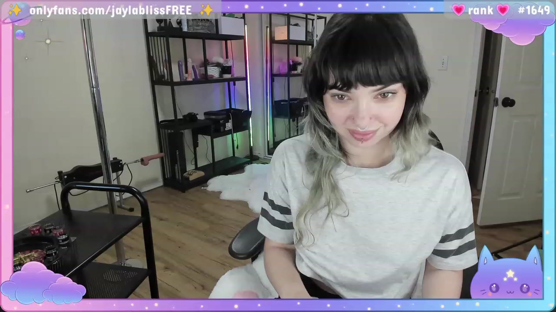 Gallery image thumbnail from JaylaBliss's myfreecams stream on, 06/25/2023, 02:46 image 16 of 20