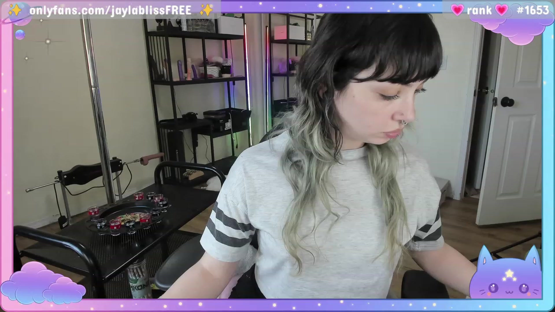 Gallery image thumbnail from JaylaBliss's myfreecams stream on, 06/25/2023, 02:46 image 11 of 20