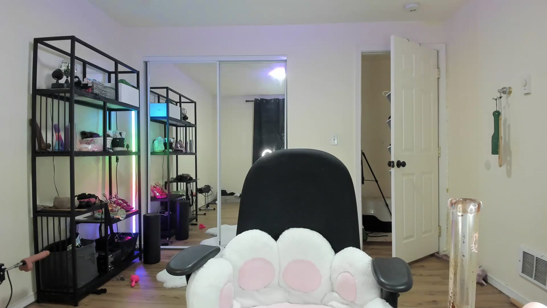 Gallery image thumbnail from JaylaBliss's myfreecams stream on, 07/16/2023, 04:02 image 4 of 20