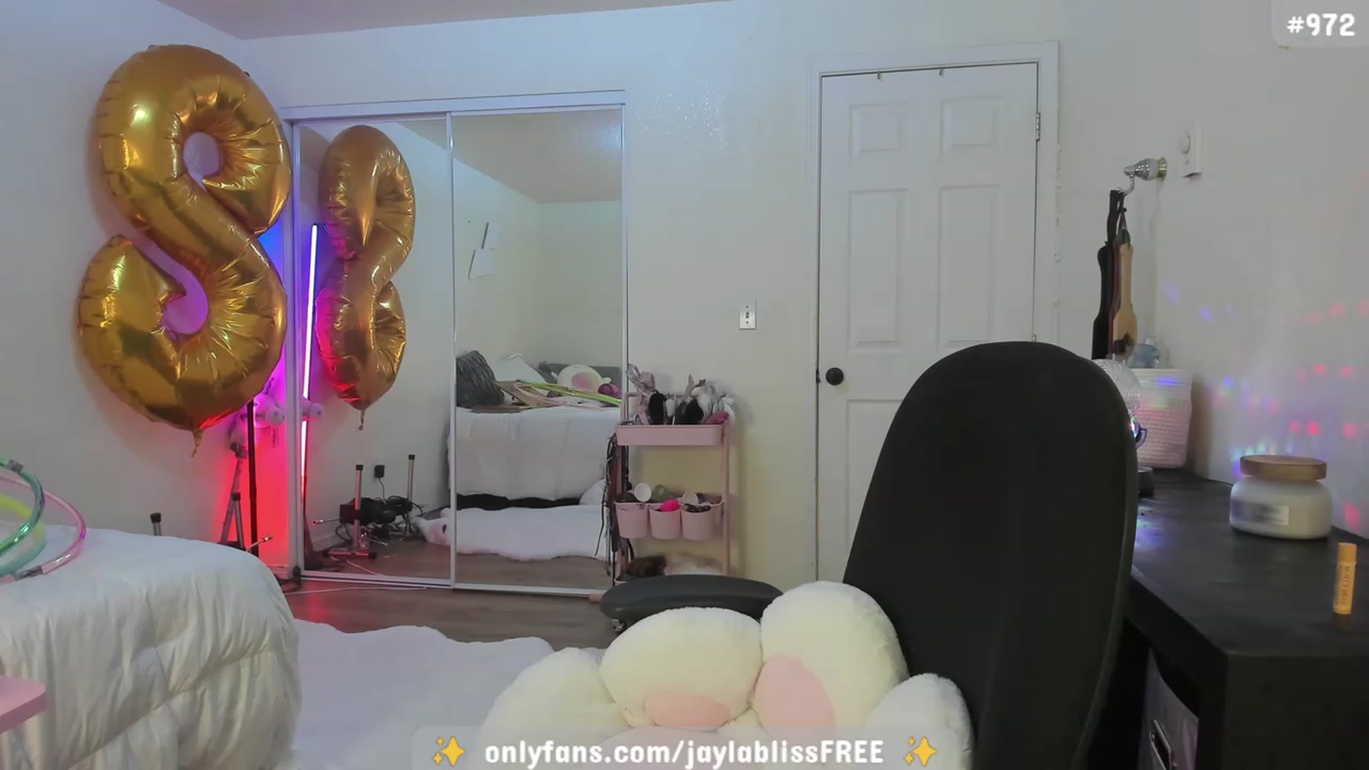Gallery image thumbnail from JaylaBliss's myfreecams stream on, 07/28/2023, 07:47 image 11 of 20