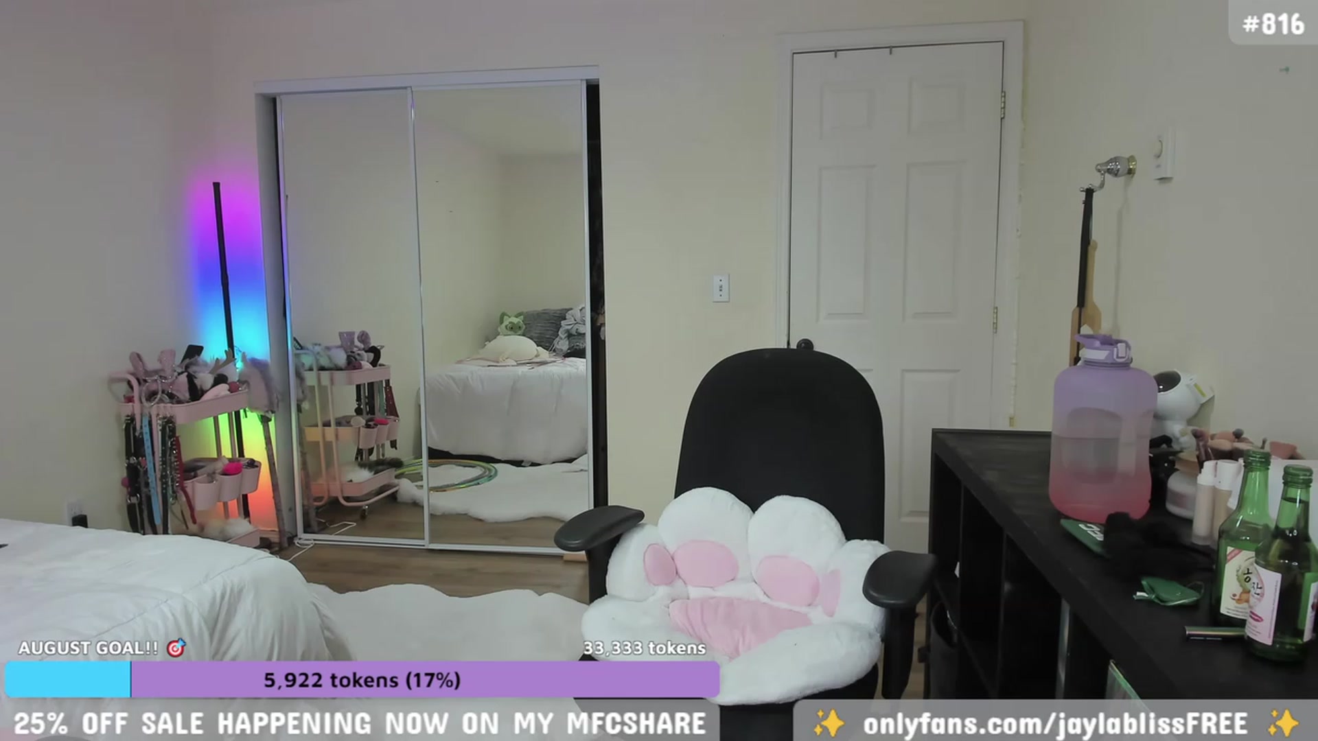 Gallery image thumbnail from JaylaBliss's myfreecams stream on, 08/06/2023, 01:19 image 11 of 20