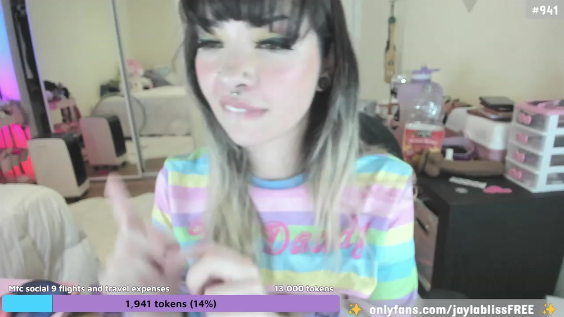 Gallery image thumbnail from JaylaBliss's myfreecams stream on, 08/17/2023, 13:16 image 16 of 20