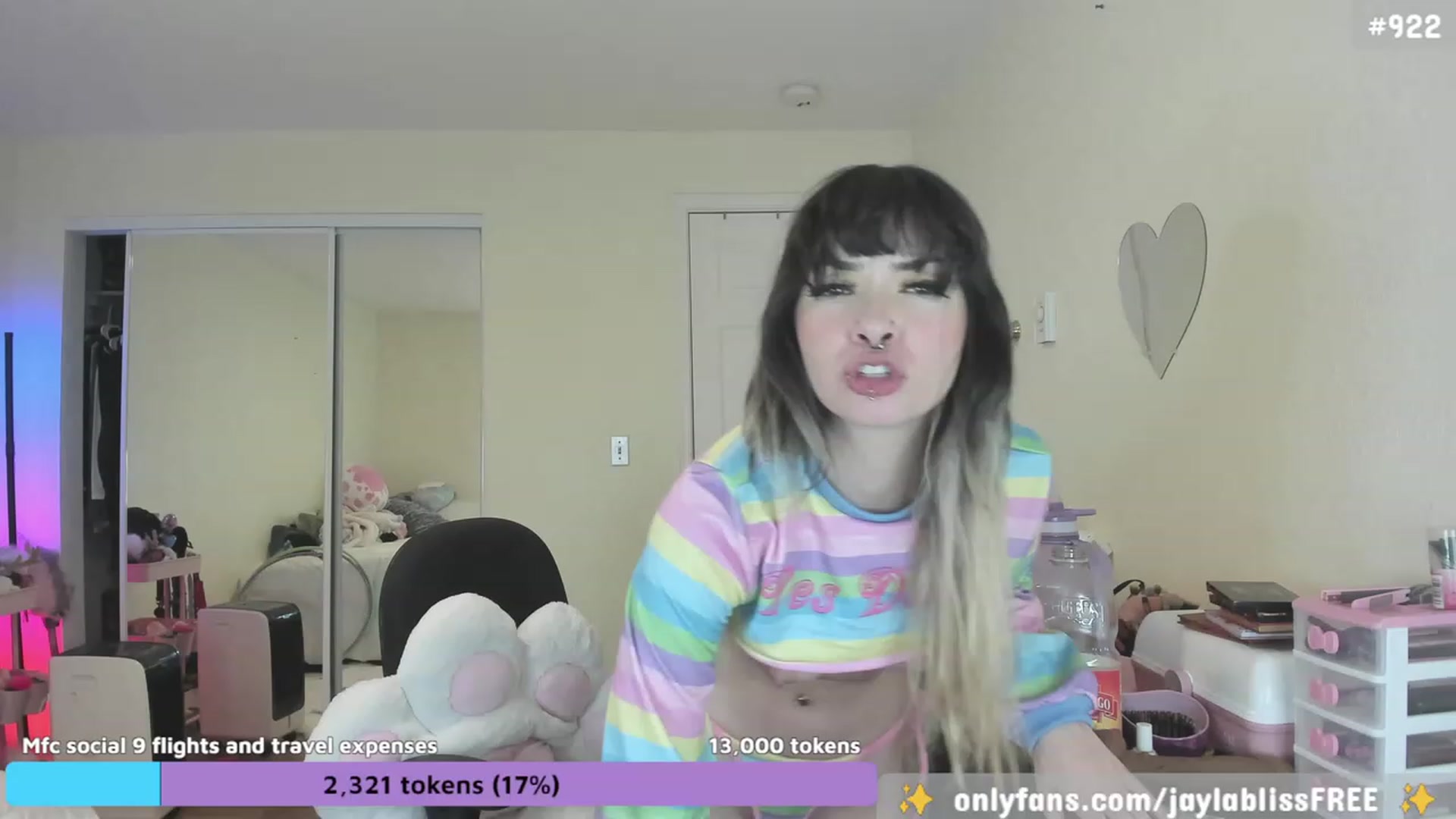 Gallery image thumbnail from JaylaBliss's myfreecams stream on, 08/17/2023, 13:16 image 19 of 20
