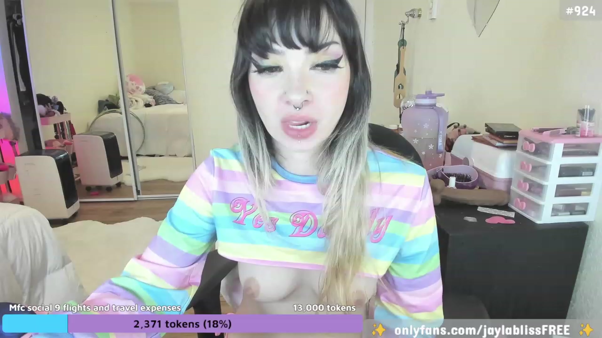 Gallery image thumbnail from JaylaBliss's myfreecams stream on, 08/17/2023, 14:13 image 20 of 20