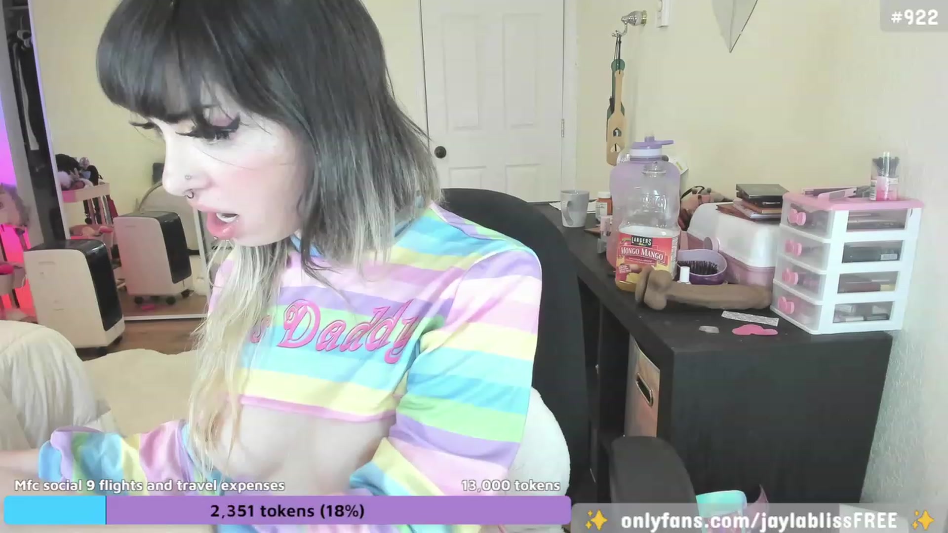 Gallery image thumbnail from JaylaBliss's myfreecams stream on, 08/17/2023, 14:13 image 6 of 20