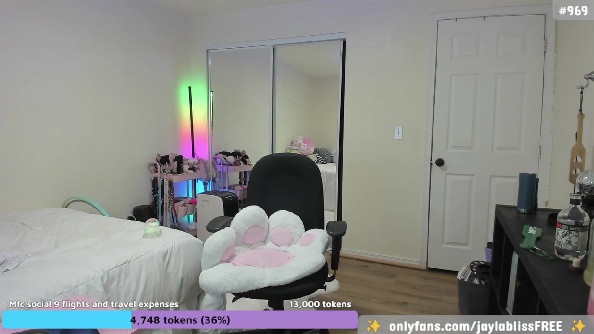 Gallery image thumbnail from JaylaBliss's myfreecams stream on, 08/20/2023, 08:36 image 12 of 20