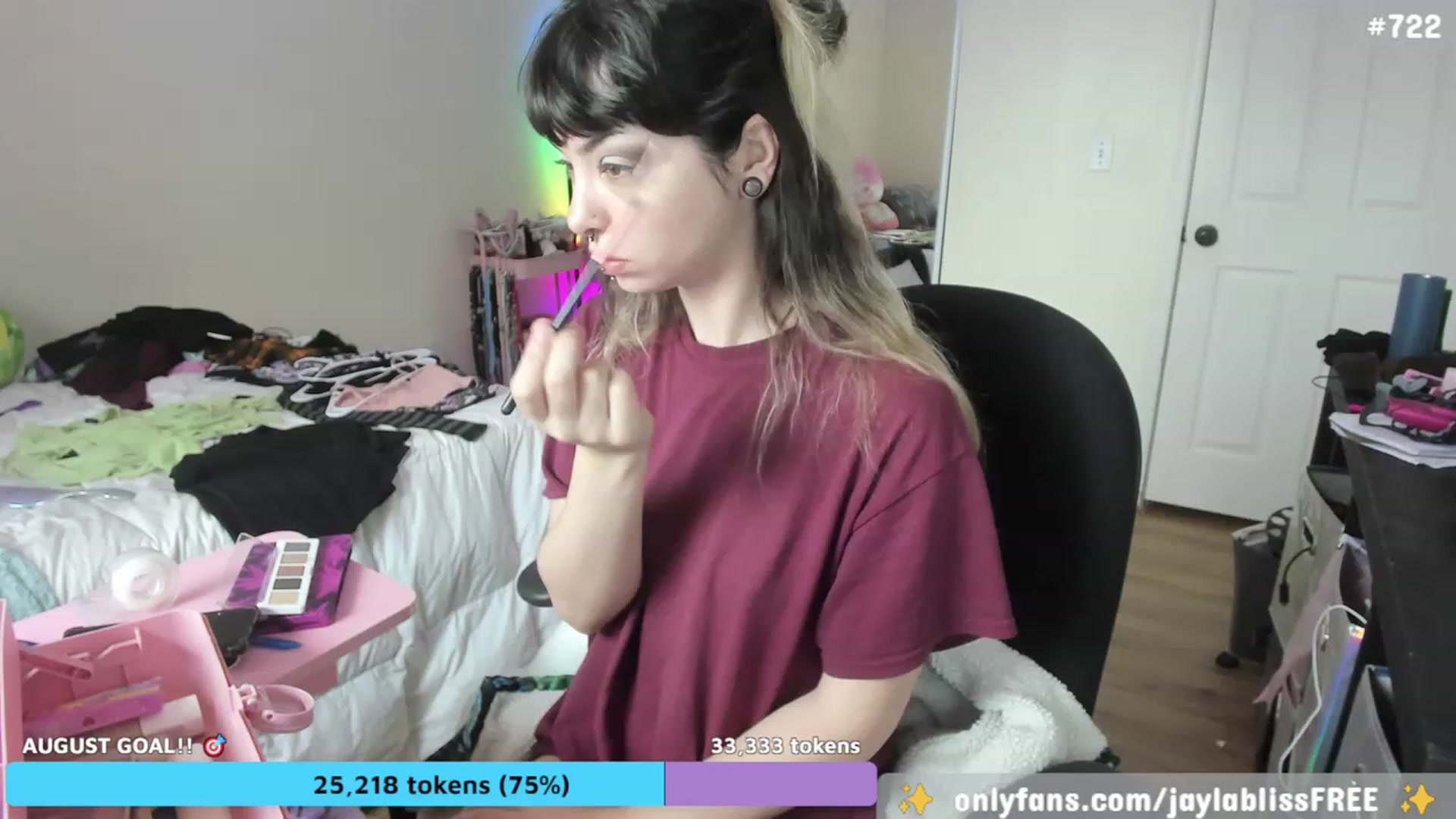 Gallery image thumbnail from JaylaBliss's myfreecams stream on, 08/22/2023, 18:46 image 2 of 20