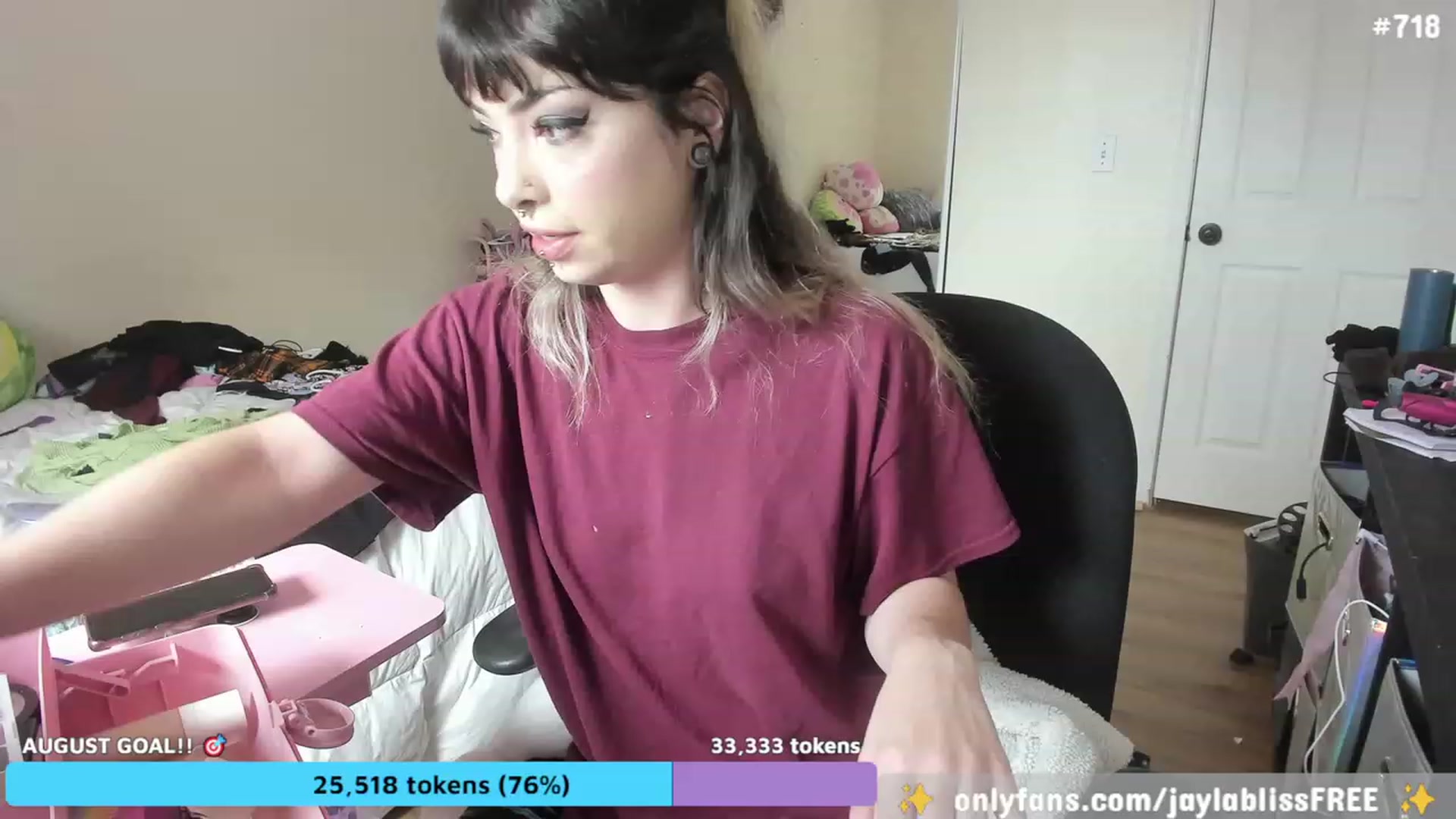 Gallery image thumbnail from JaylaBliss's myfreecams stream on, 08/22/2023, 18:46 image 15 of 20