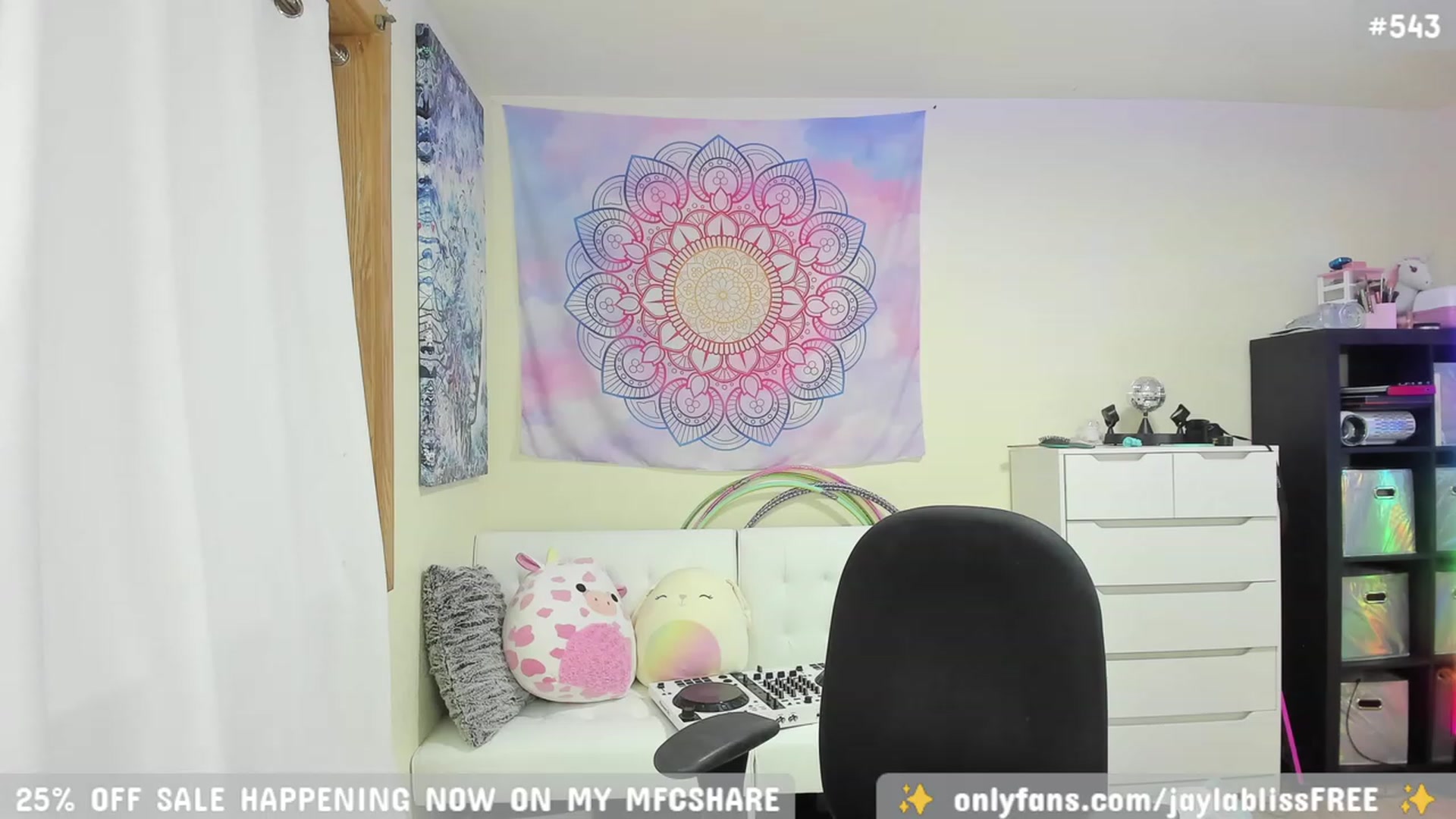 Gallery image thumbnail from JaylaBliss's myfreecams stream on, 09/07/2023, 14:33 image 17 of 20