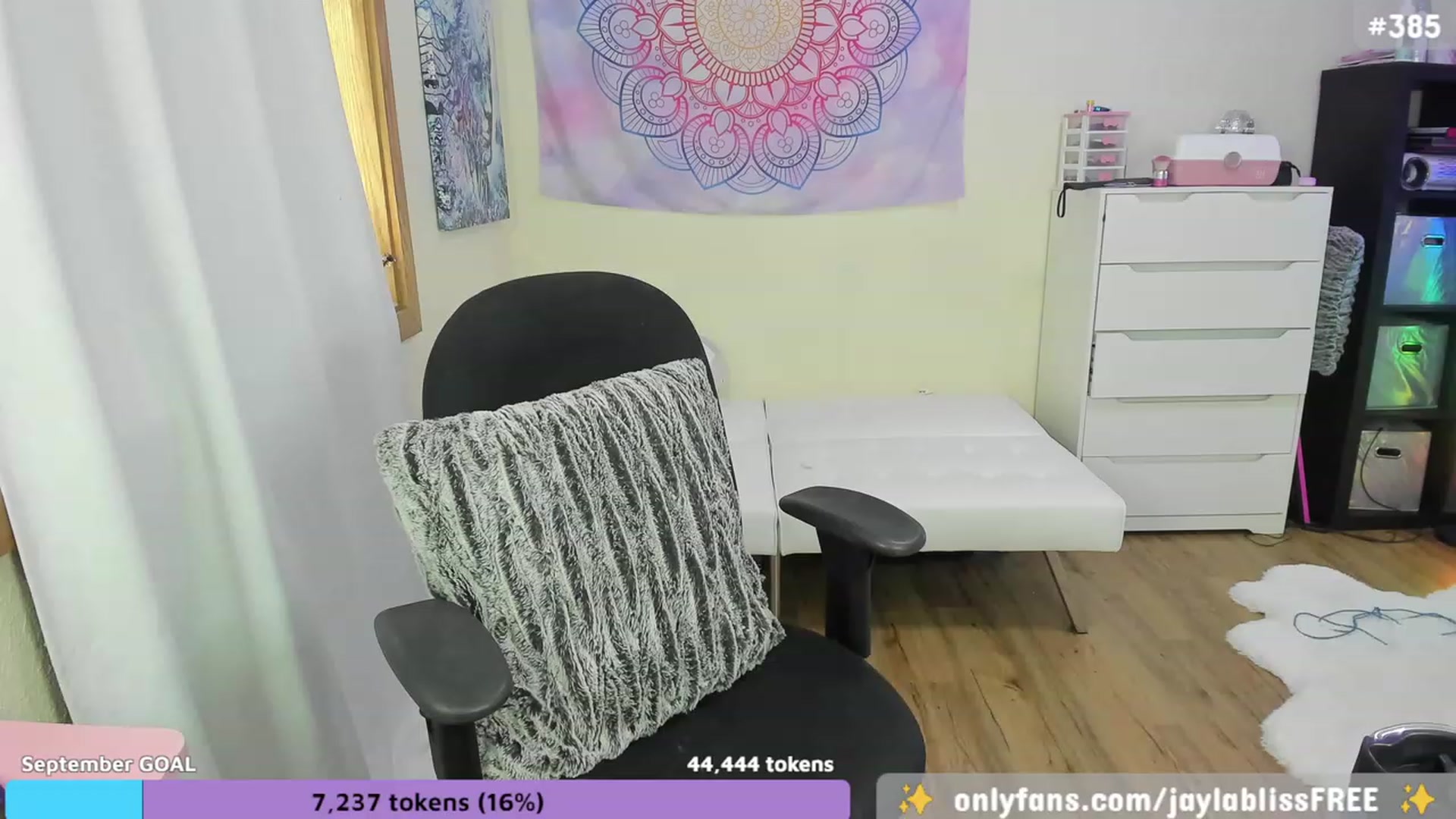 Gallery image thumbnail from JaylaBliss's myfreecams stream on, 09/18/2023, 15:09 image 12 of 20