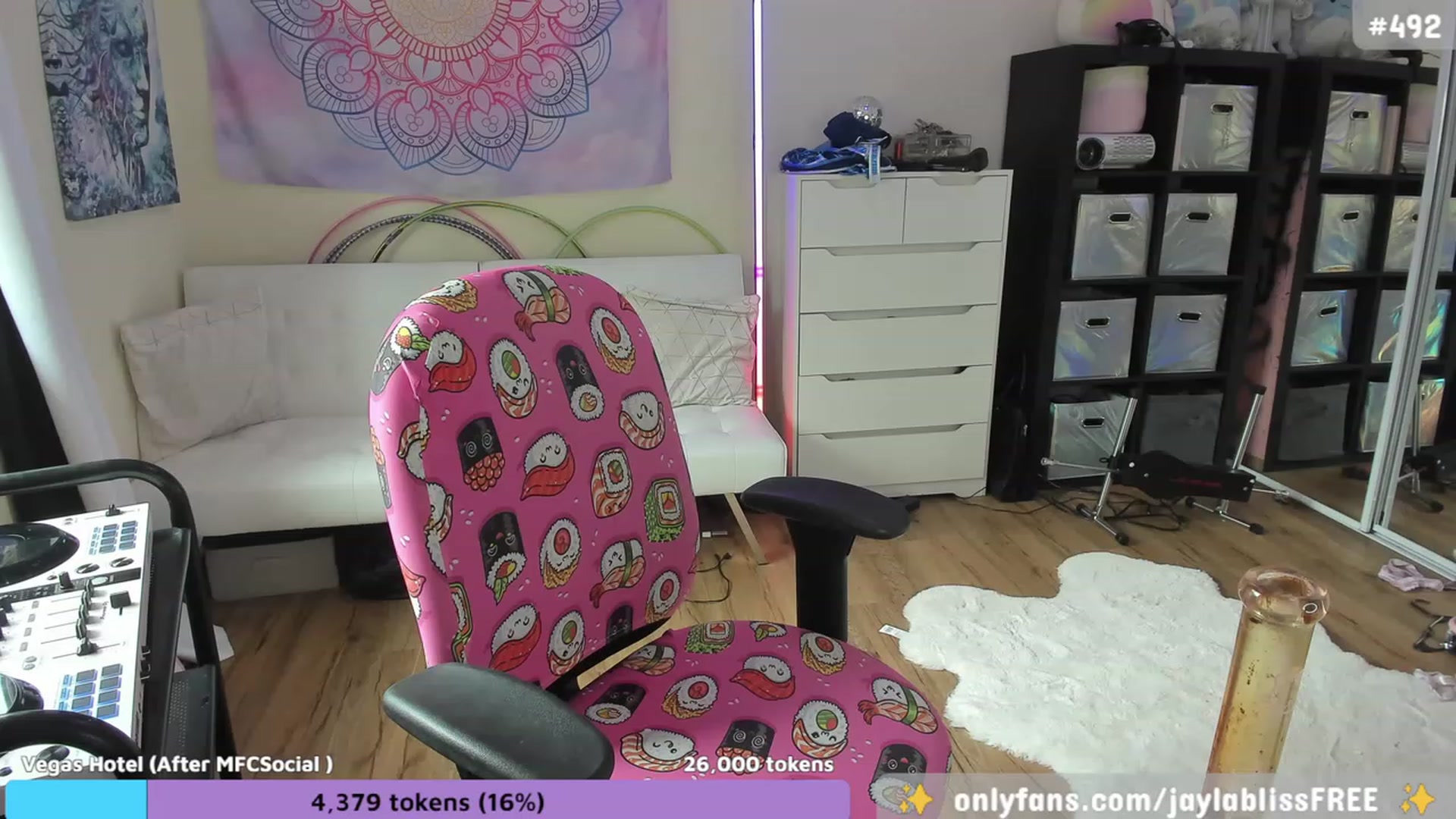 Gallery image thumbnail from JaylaBliss's myfreecams stream on, 09/26/2023, 18:20 image 11 of 20