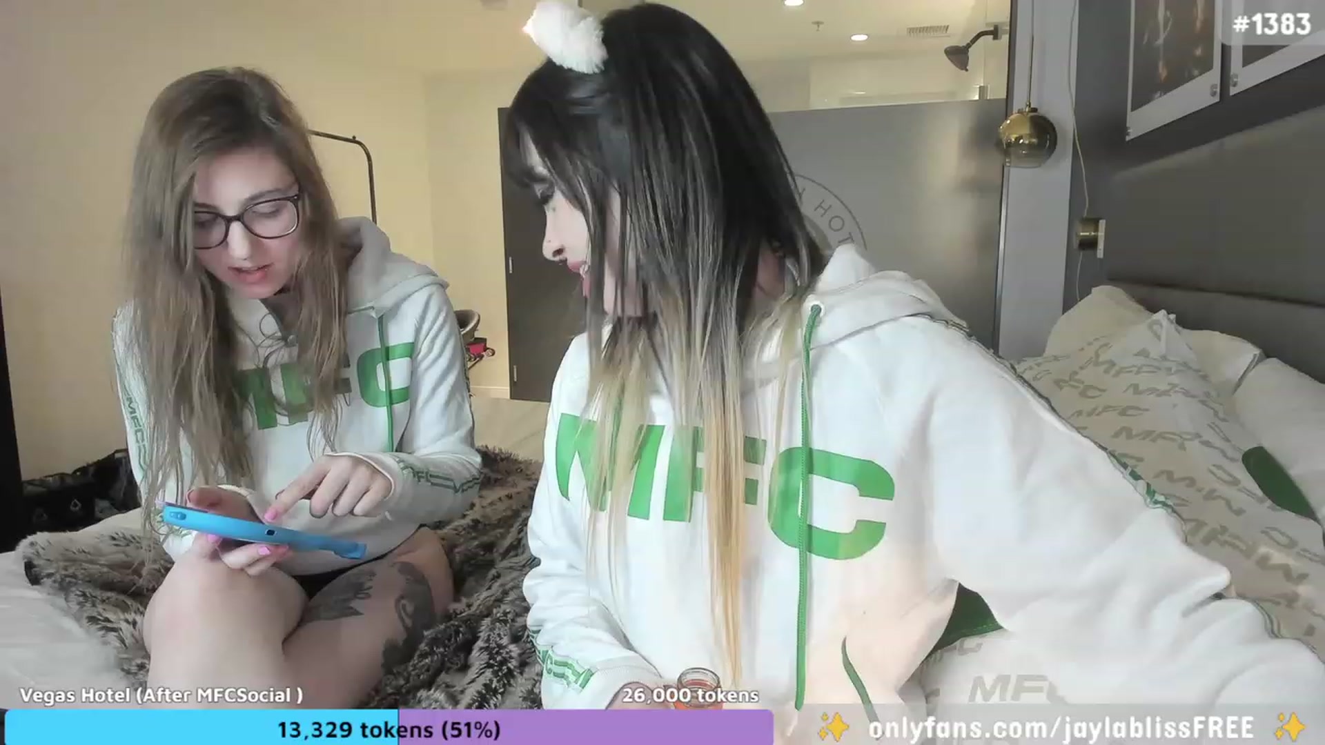Gallery image thumbnail from JaylaBliss's myfreecams stream on, 10/10/2023, 09:00 image 15 of 20