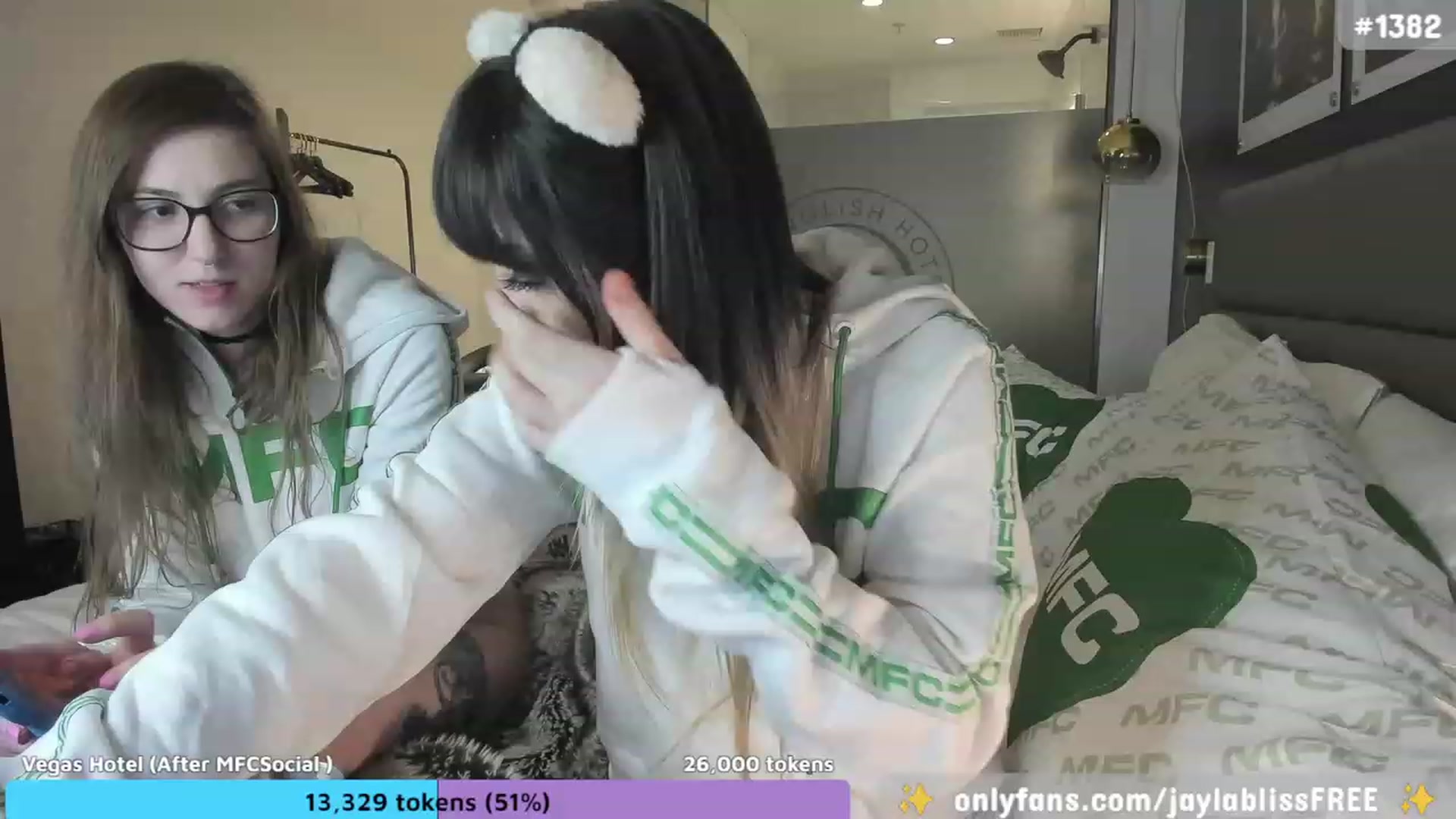 Gallery image thumbnail from JaylaBliss's myfreecams stream on, 10/10/2023, 09:00 image 11 of 20