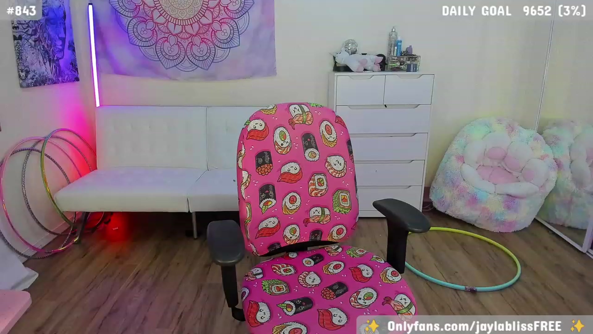 Gallery image thumbnail from JaylaBliss's myfreecams stream on, 10/27/2023, 08:24 image 11 of 20