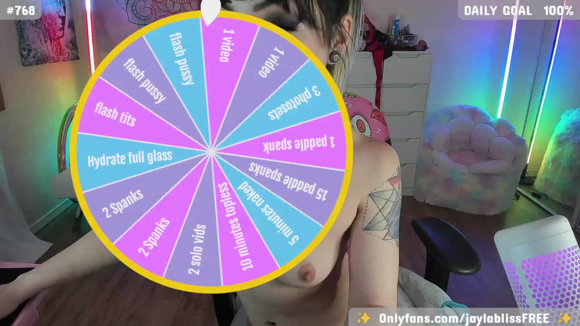 Gallery image thumbnail from JaylaBliss's myfreecams stream on, 10/29/2023, 12:06 image 12 of 20