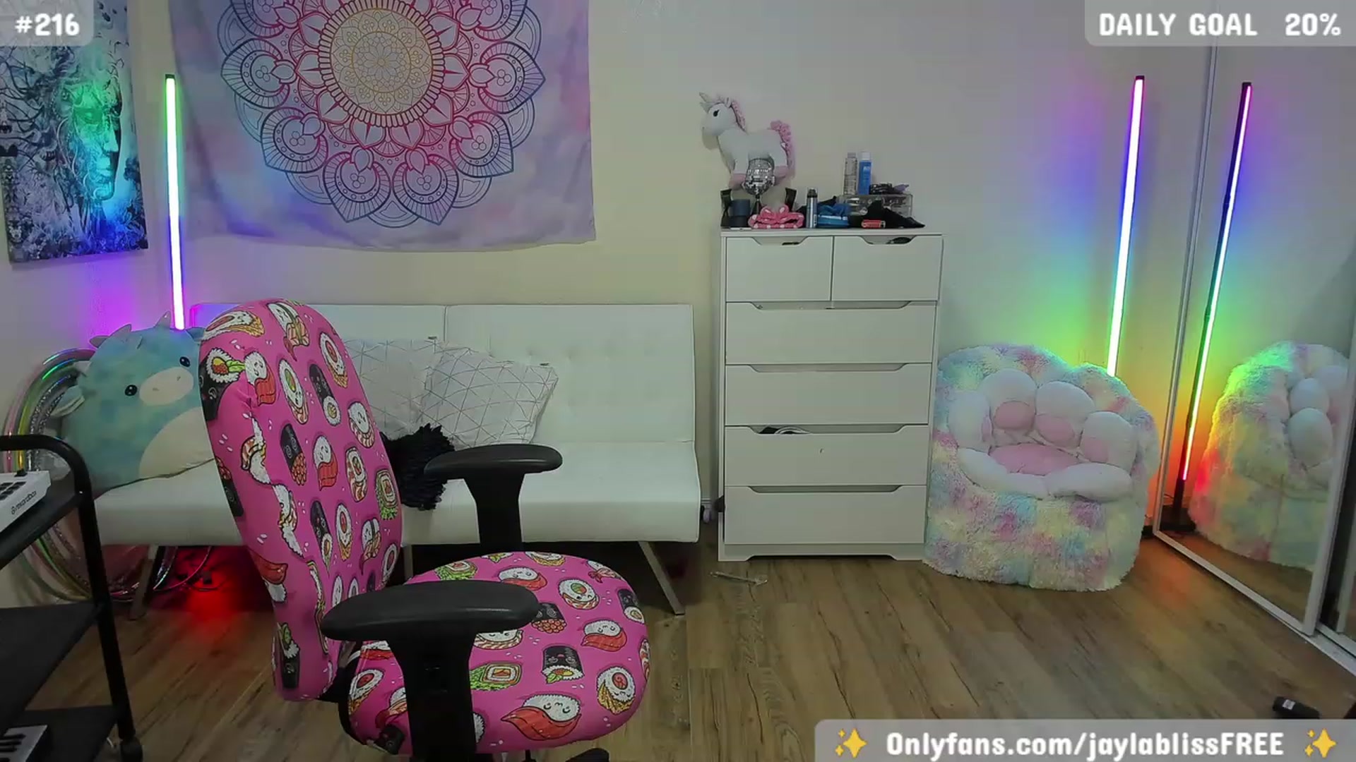 Gallery image thumbnail from JaylaBliss's myfreecams stream on, 11/01/2023, 11:21 image 6 of 20