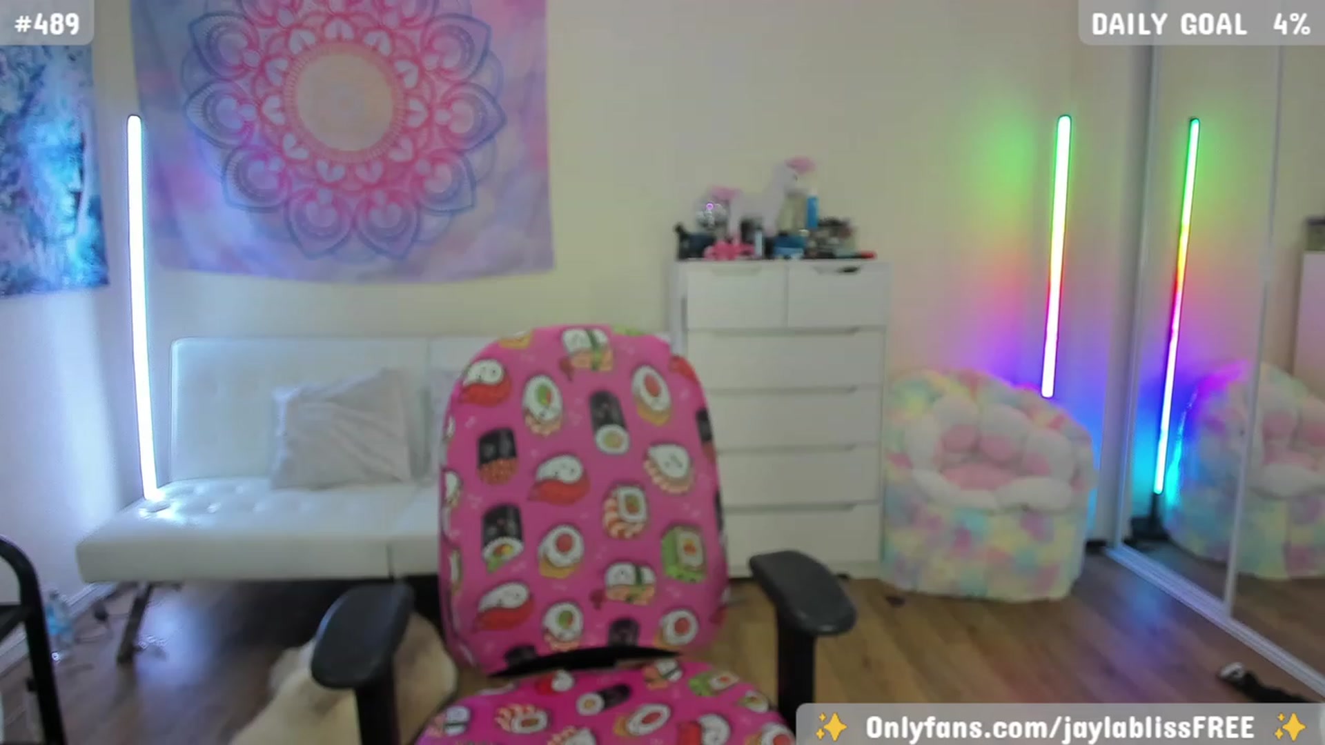 Gallery image thumbnail from JaylaBliss's myfreecams stream on, 11/02/2023, 08:45 image 13 of 20