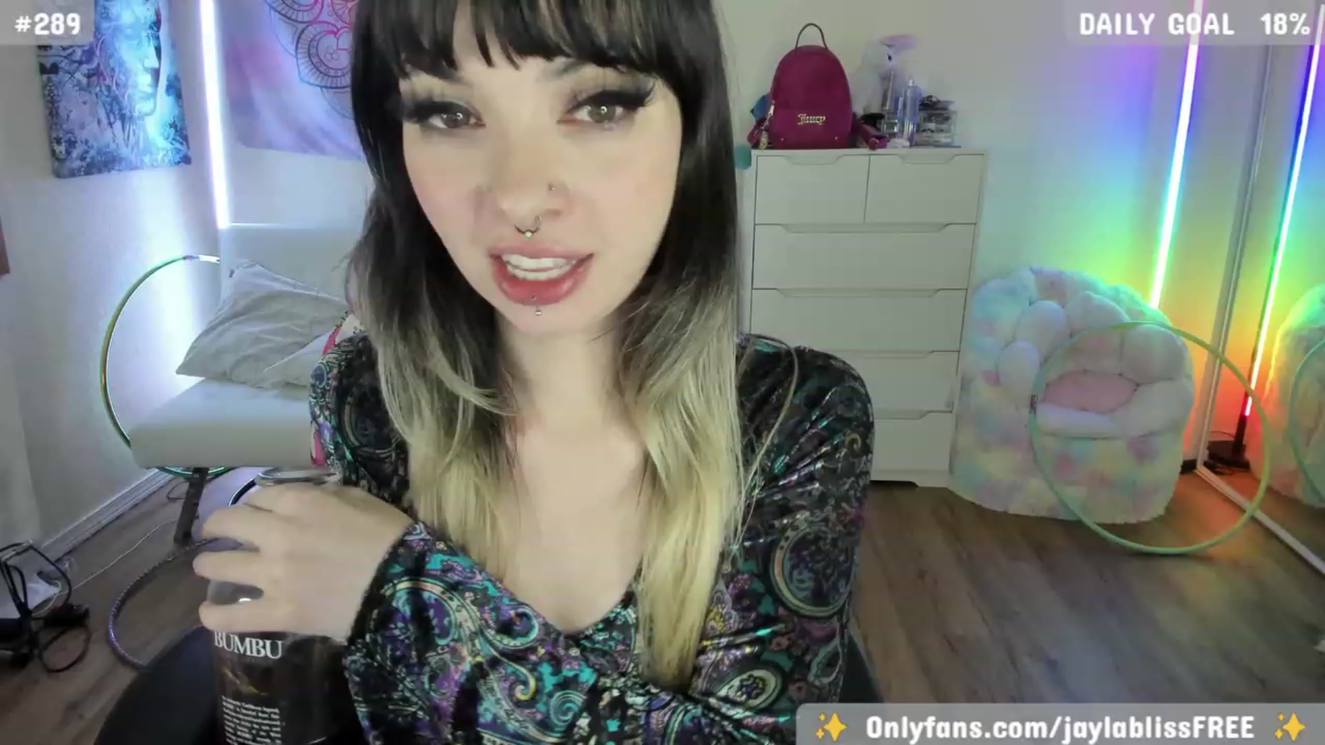 Gallery image thumbnail from JaylaBliss's myfreecams stream on, 11/10/2023, 13:08 image 4 of 20