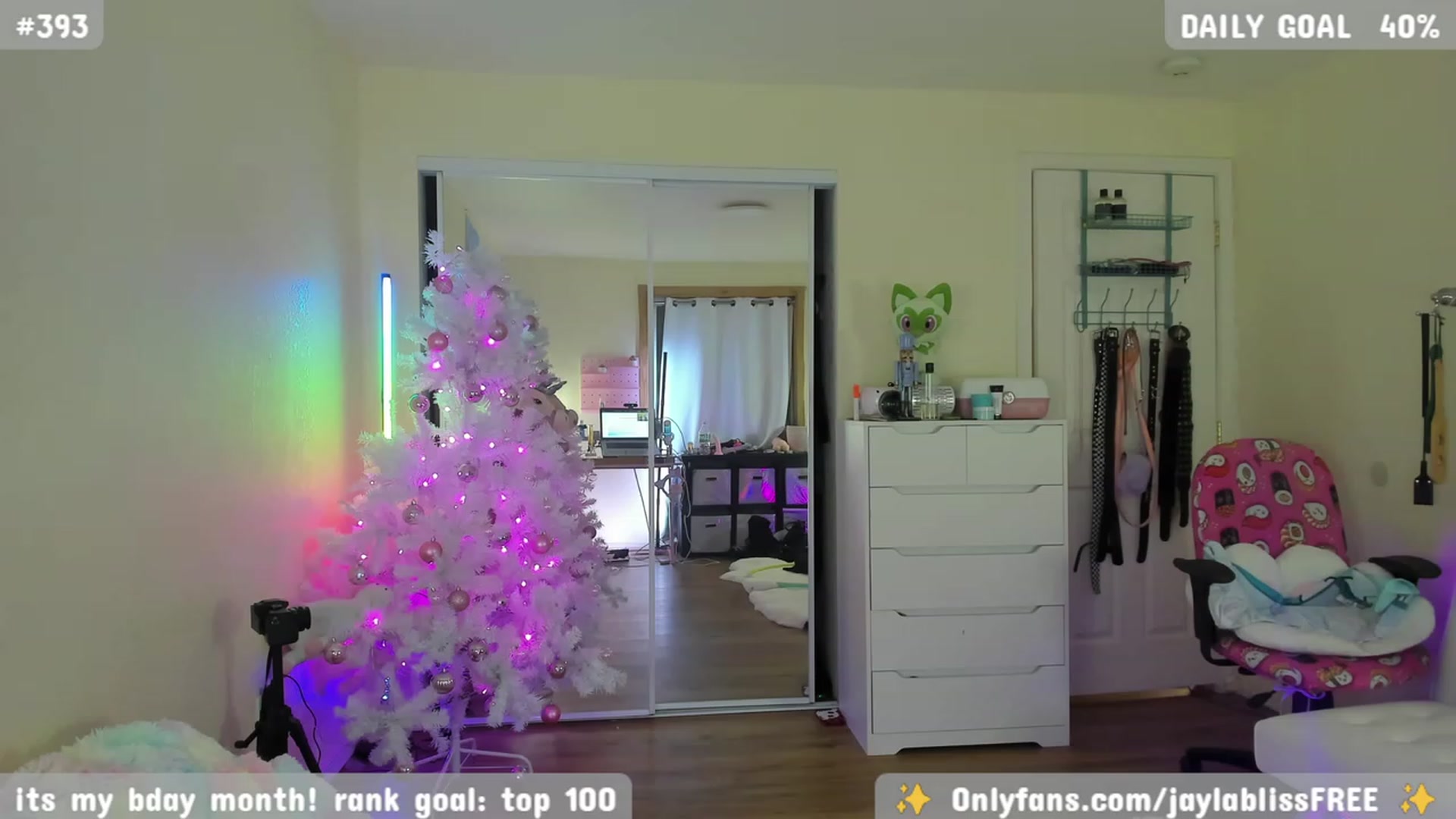 Gallery image thumbnail from JaylaBliss's myfreecams stream on, 12/03/2023, 13:00 image 20 of 20
