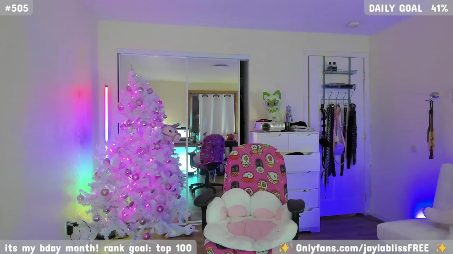 Gallery image thumbnail from JaylaBliss's myfreecams stream on, 12/06/2023, 15:26 image 10 of 20
