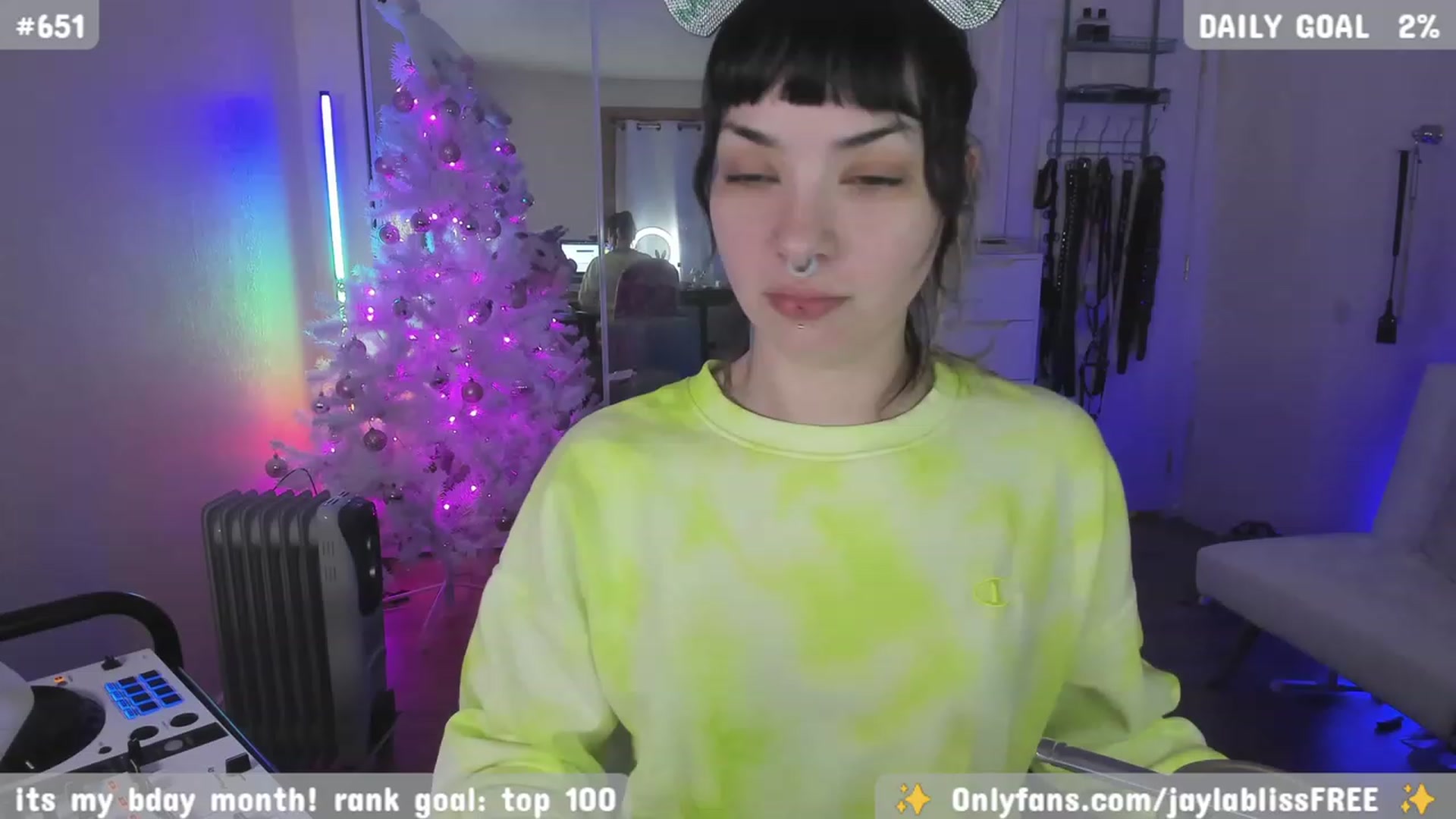 Gallery image thumbnail from JaylaBliss's myfreecams stream on, 12/18/2023, 09:44 image 13 of 20