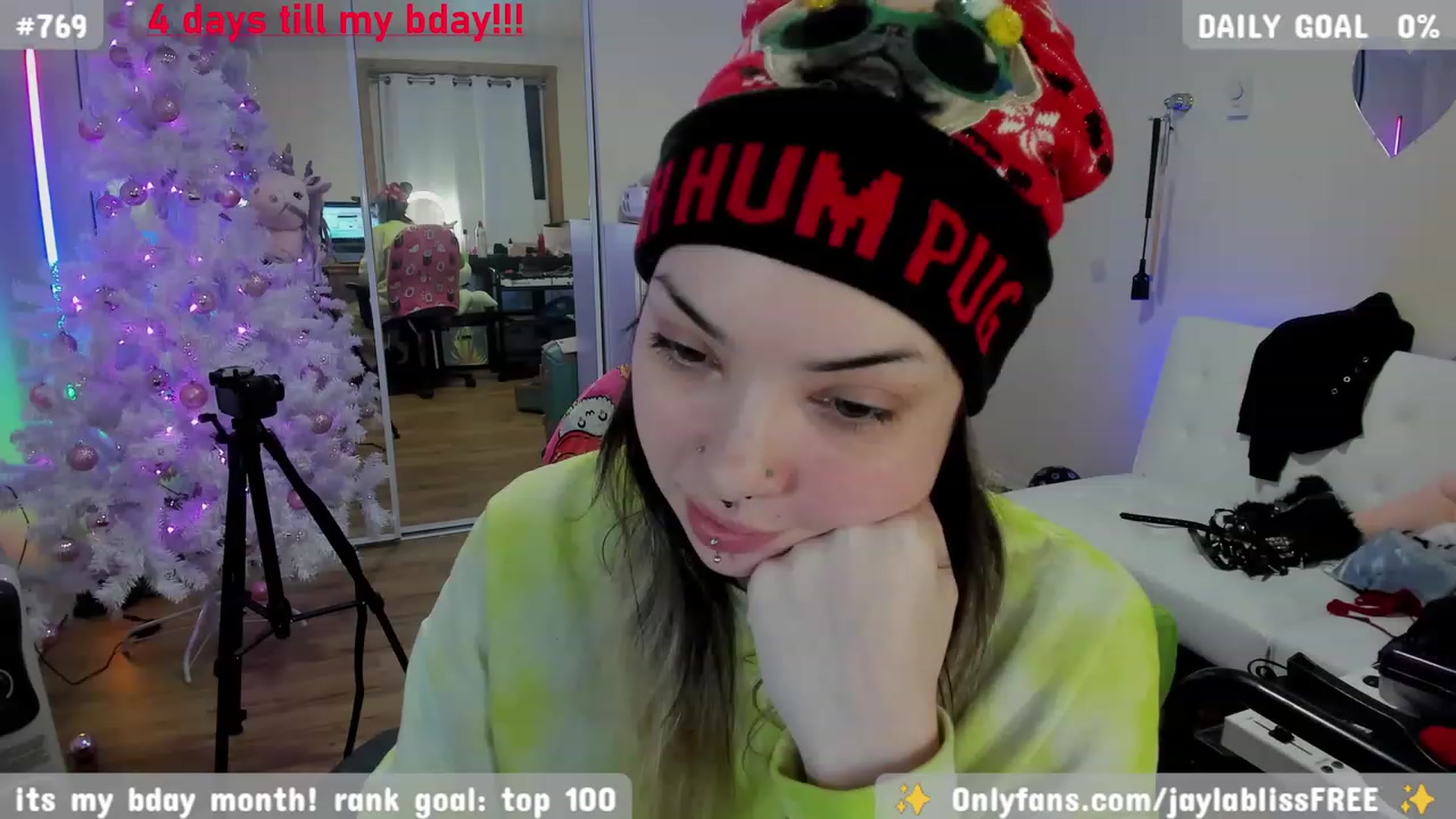Gallery image thumbnail from JaylaBliss's myfreecams stream on, 12/26/2023, 09:43 image 14 of 20
