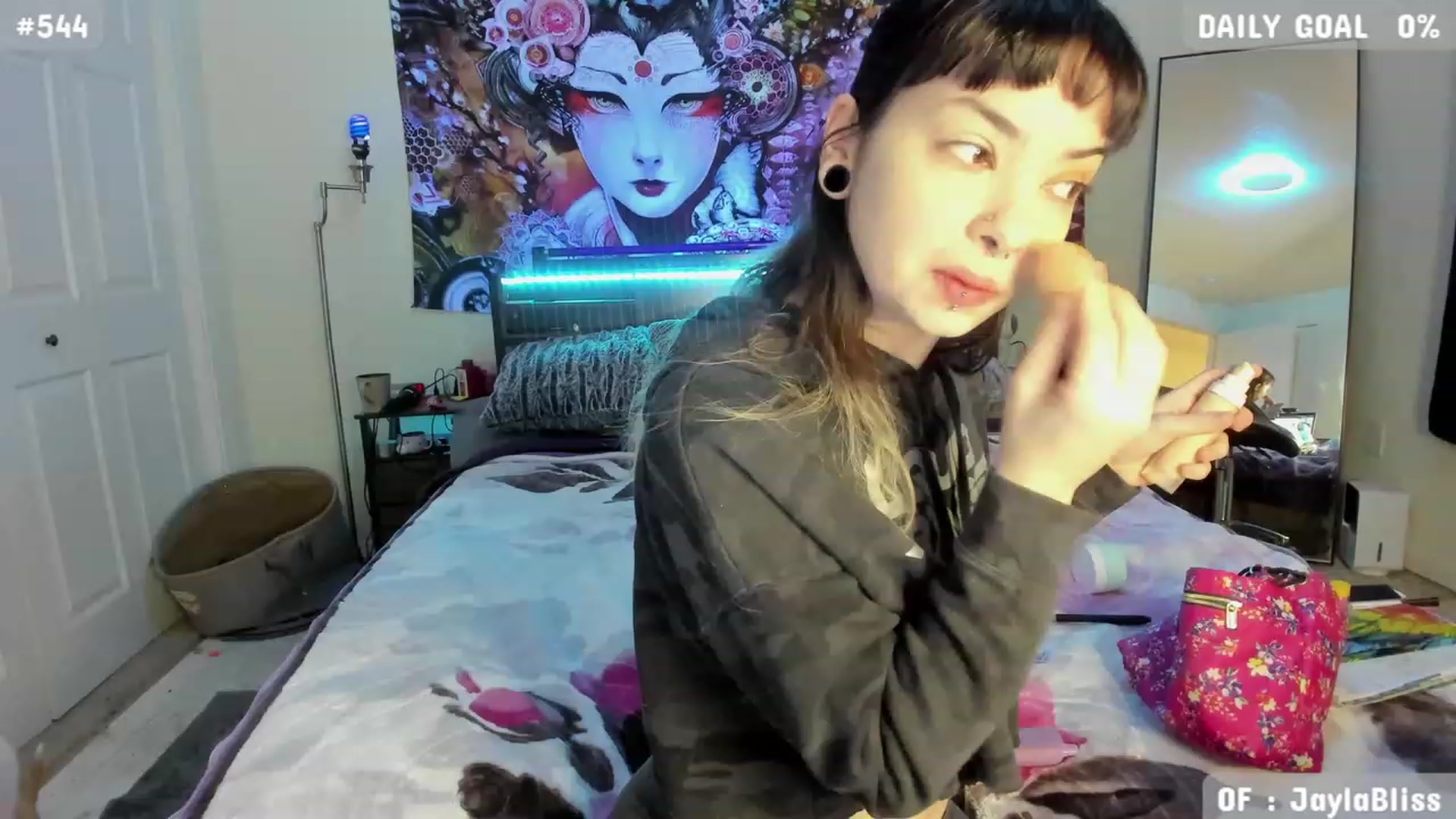 Gallery image thumbnail from JaylaBliss's myfreecams stream on, 01/14/2024, 12:33 image 3 of 20
