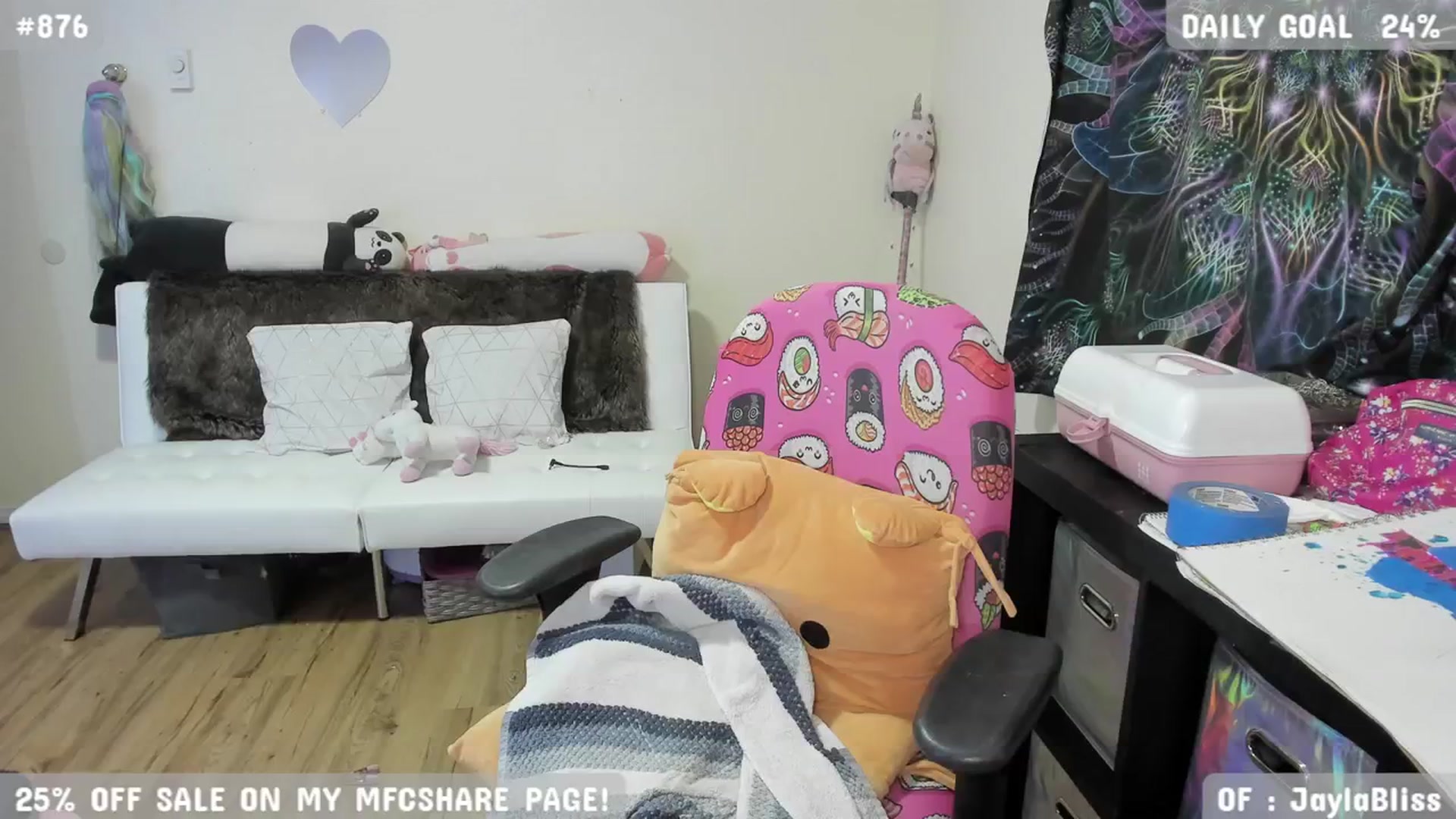 Gallery image thumbnail from JaylaBliss's myfreecams stream on, 02/08/2024, 11:08 image 3 of 20