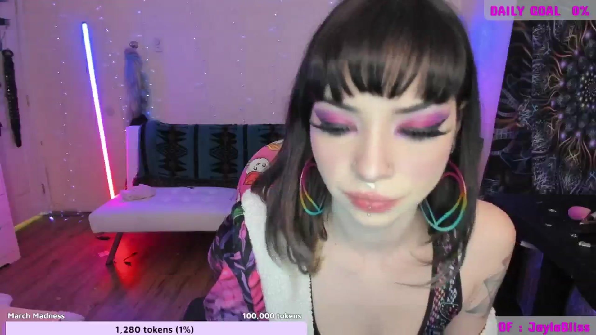 Gallery image thumbnail from JaylaBliss's myfreecams stream on, 03/13/2024, 10:35 image 15 of 20