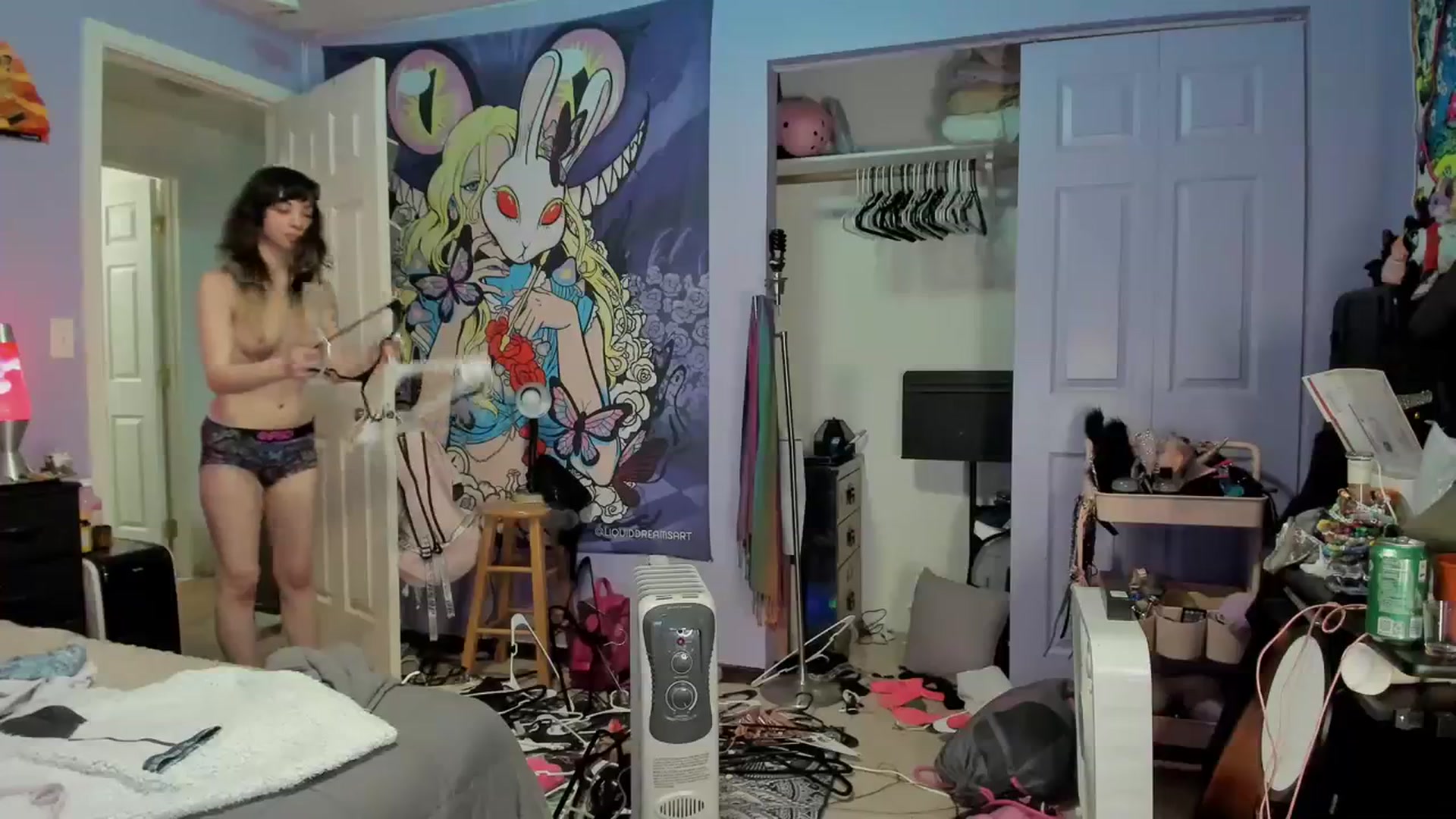 Gallery image thumbnail from JaylaBliss's myfreecams stream on, 04/09/2024, 08:10 image 13 of 20