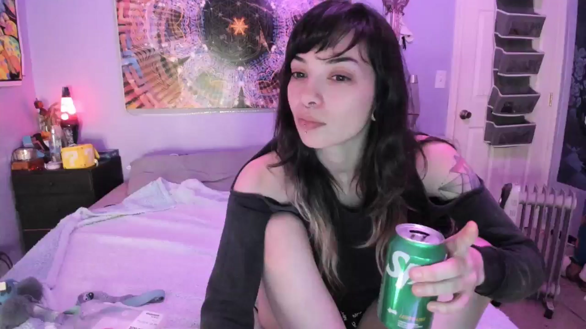 Gallery image thumbnail from JaylaBliss's myfreecams stream on, 04/16/2024, 12:42 image 11 of 20