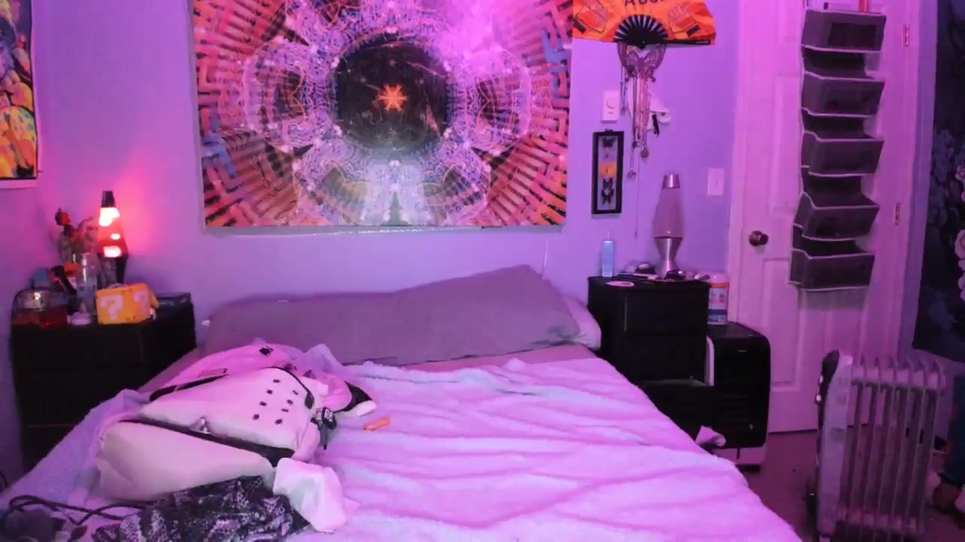 Gallery image thumbnail from JaylaBliss's myfreecams stream on, 04/16/2024, 13:05 image 12 of 20