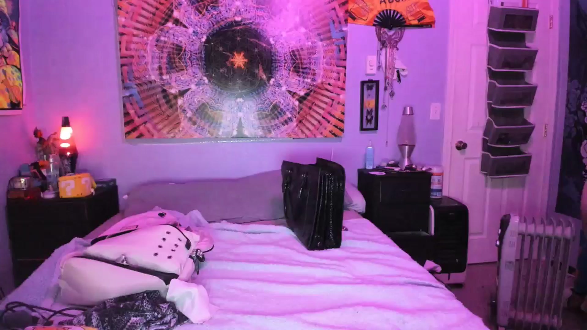 Gallery image thumbnail from JaylaBliss's myfreecams stream on, 04/16/2024, 13:05 image 16 of 20