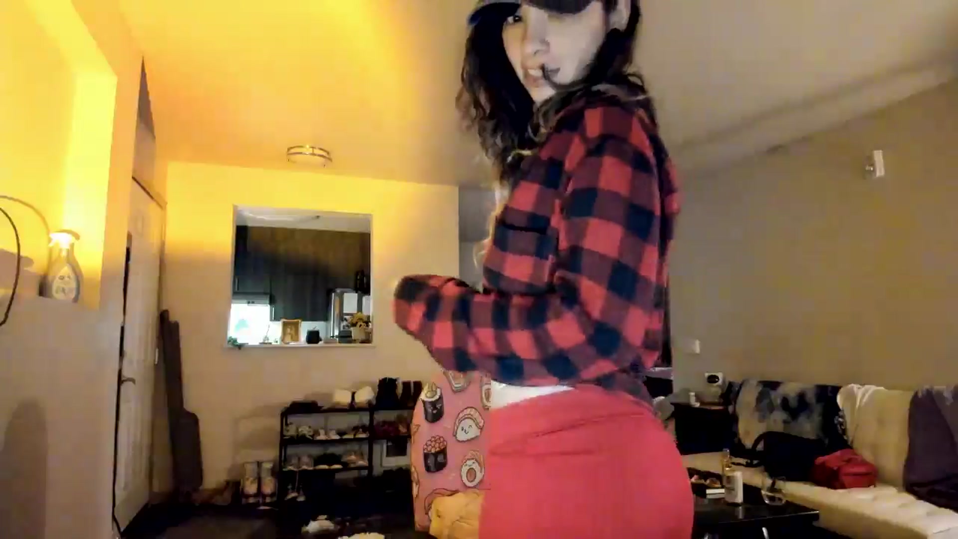 Gallery image thumbnail from JaylaBliss's myfreecams stream on, 06/06/2024, 10:35 image 10 of 20