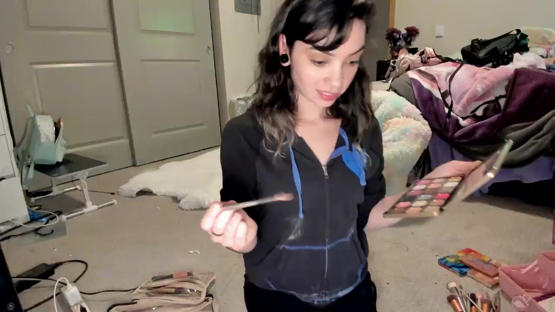 Gallery image thumbnail from JaylaBliss's myfreecams stream on, 06/17/2024, 10:19 image 3 of 20