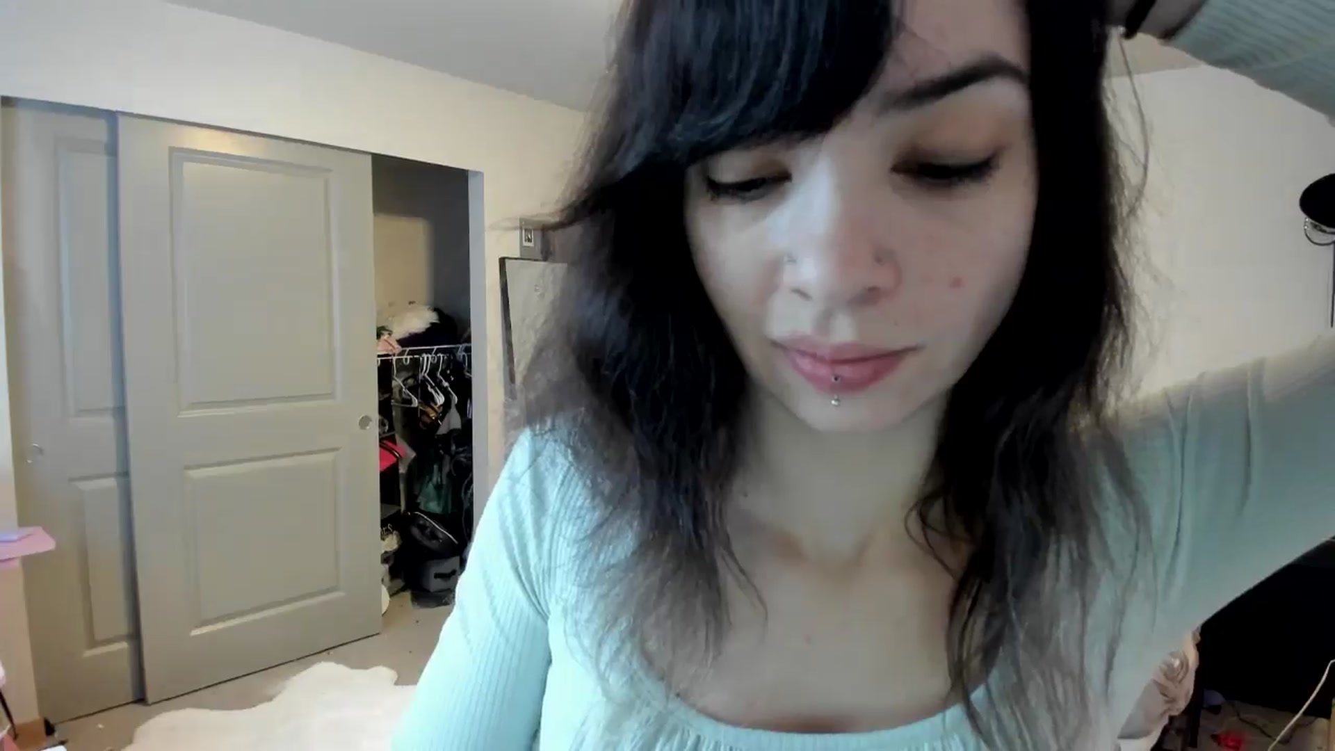 Gallery image thumbnail from JaylaBliss's myfreecams stream on, 06/18/2024, 24:40 image 19 of 20