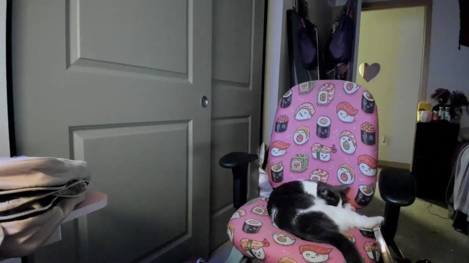 Gallery image thumbnail from JaylaBliss's myfreecams stream on, 07/10/2024, 10:26 image 7 of 20