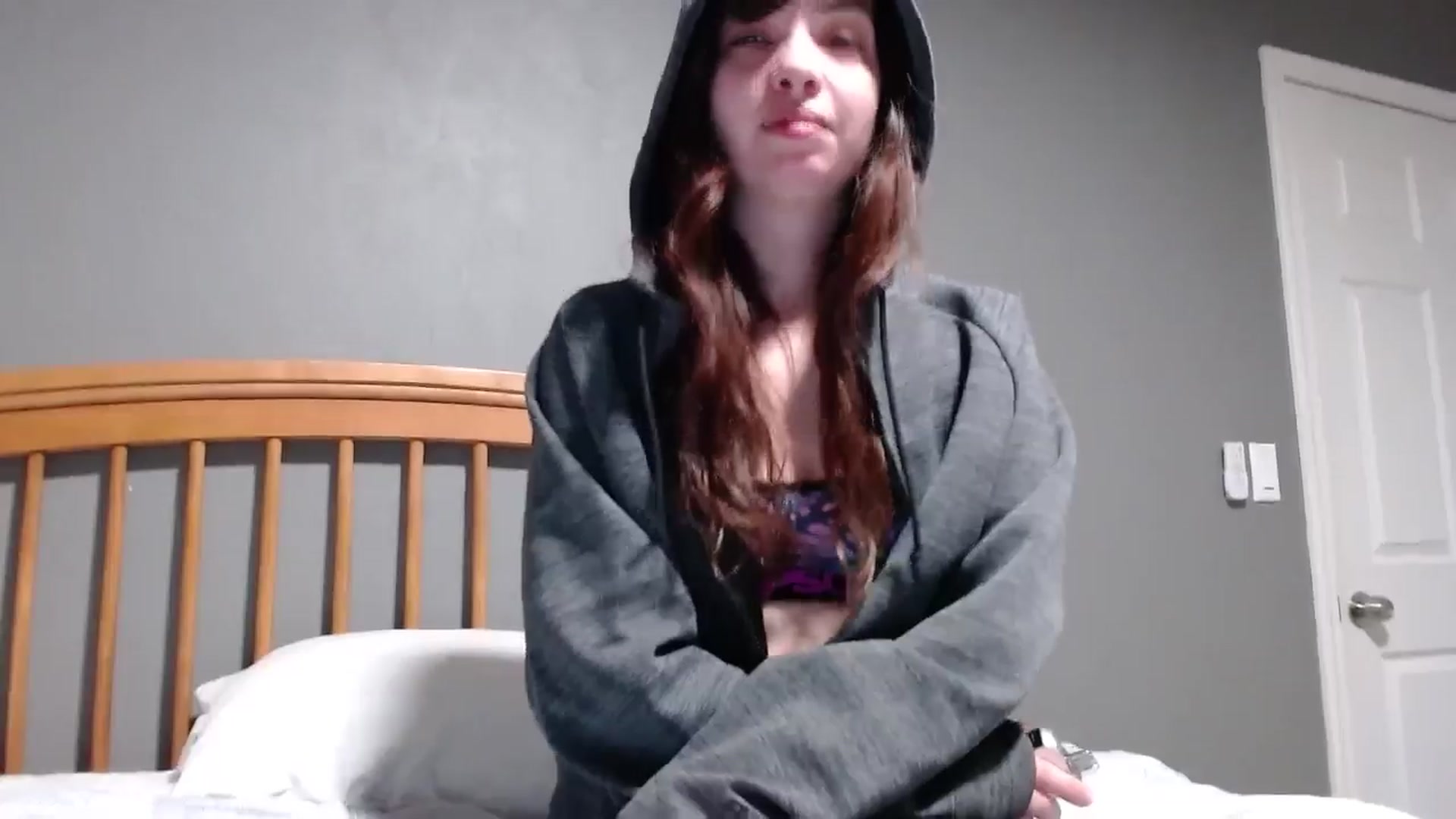 Gallery image thumbnail from JaylaBliss's myfreecams stream on, 12/25/2025, 24:27 image 7 of 20