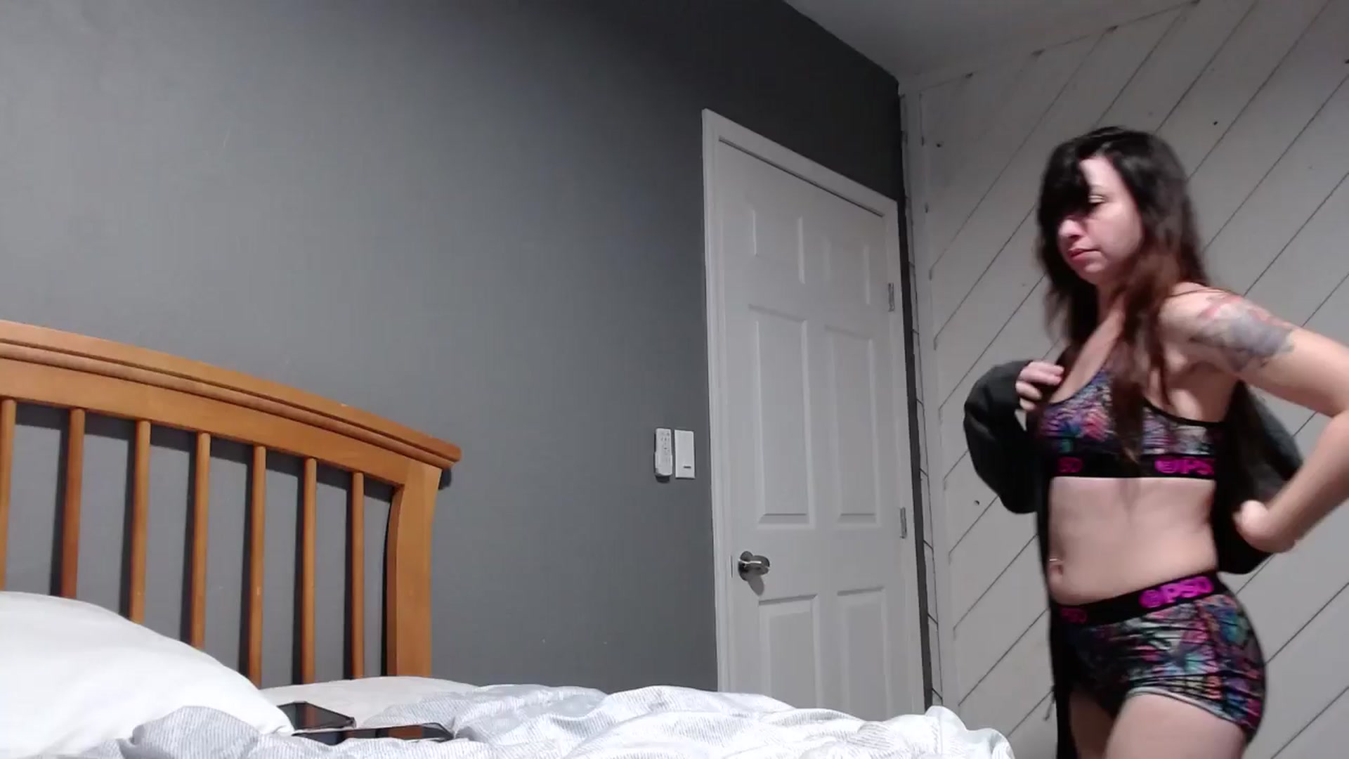 Gallery image thumbnail from JaylaBliss's myfreecams stream on, 12/25/2025, 24:27 image 1 of 20