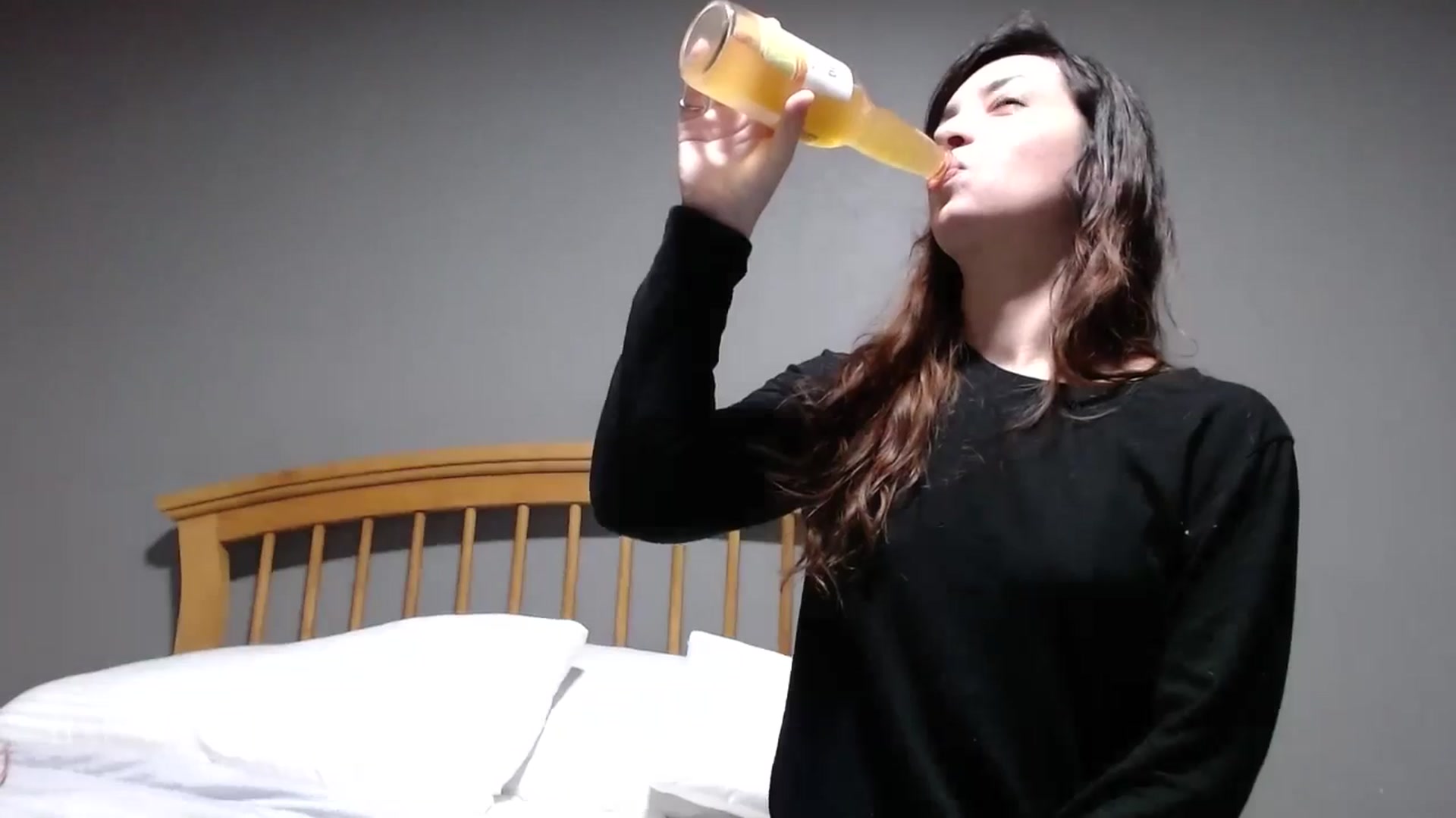 Gallery image thumbnail from JaylaBliss's myfreecams stream on, 12/29/2025, 24:37 image 3 of 20